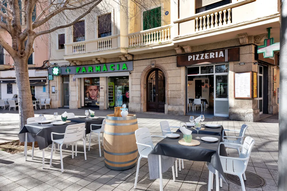 Pizzeria för överlåtelse i ett utmärkt läge i Palma-1