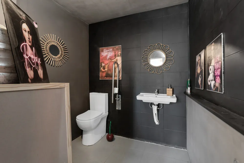 Pizzeria da trasferire in posizione privilegiata a Palma-11