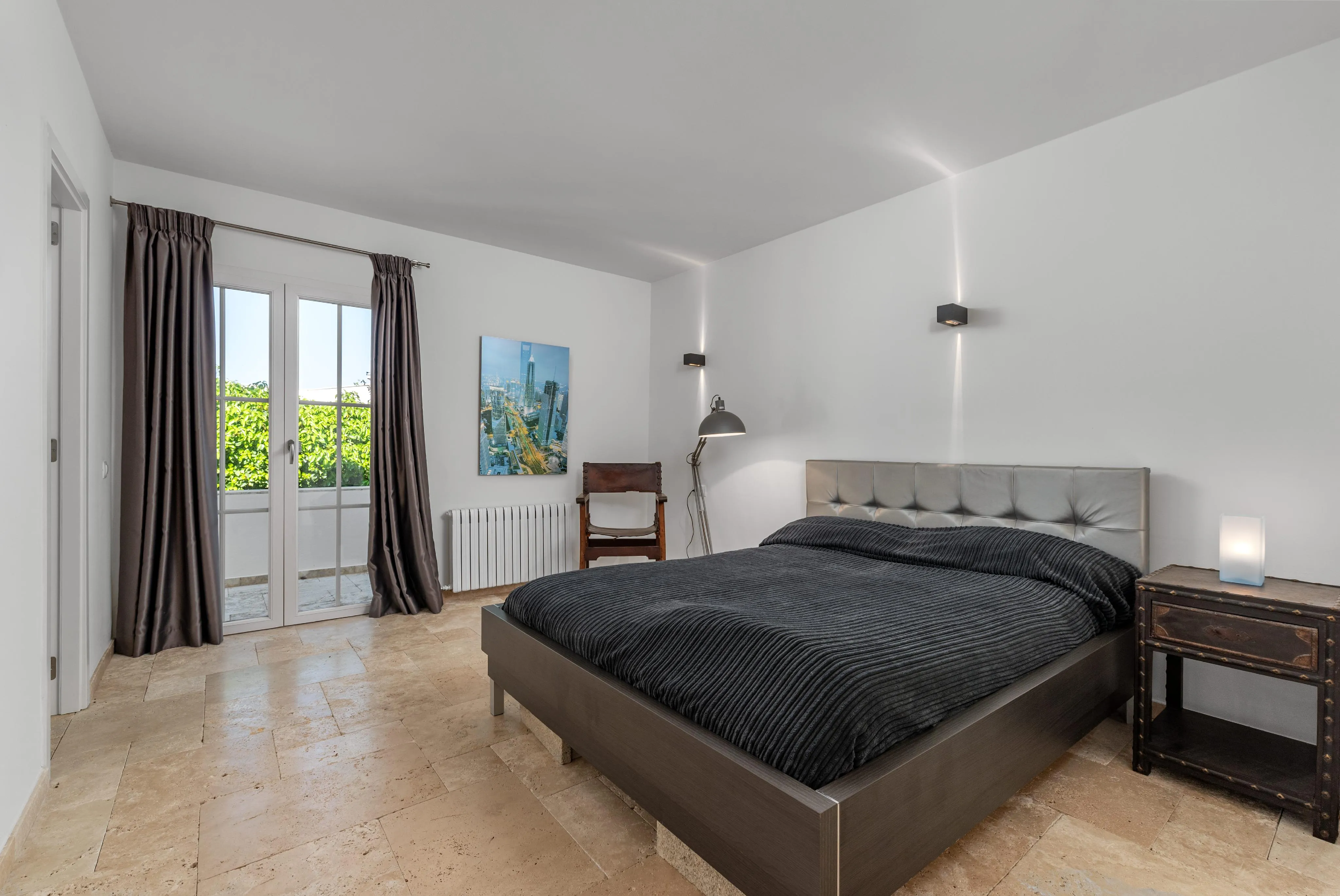 Moderne mediterrane villa met zeezicht in populaire woonwijk-11