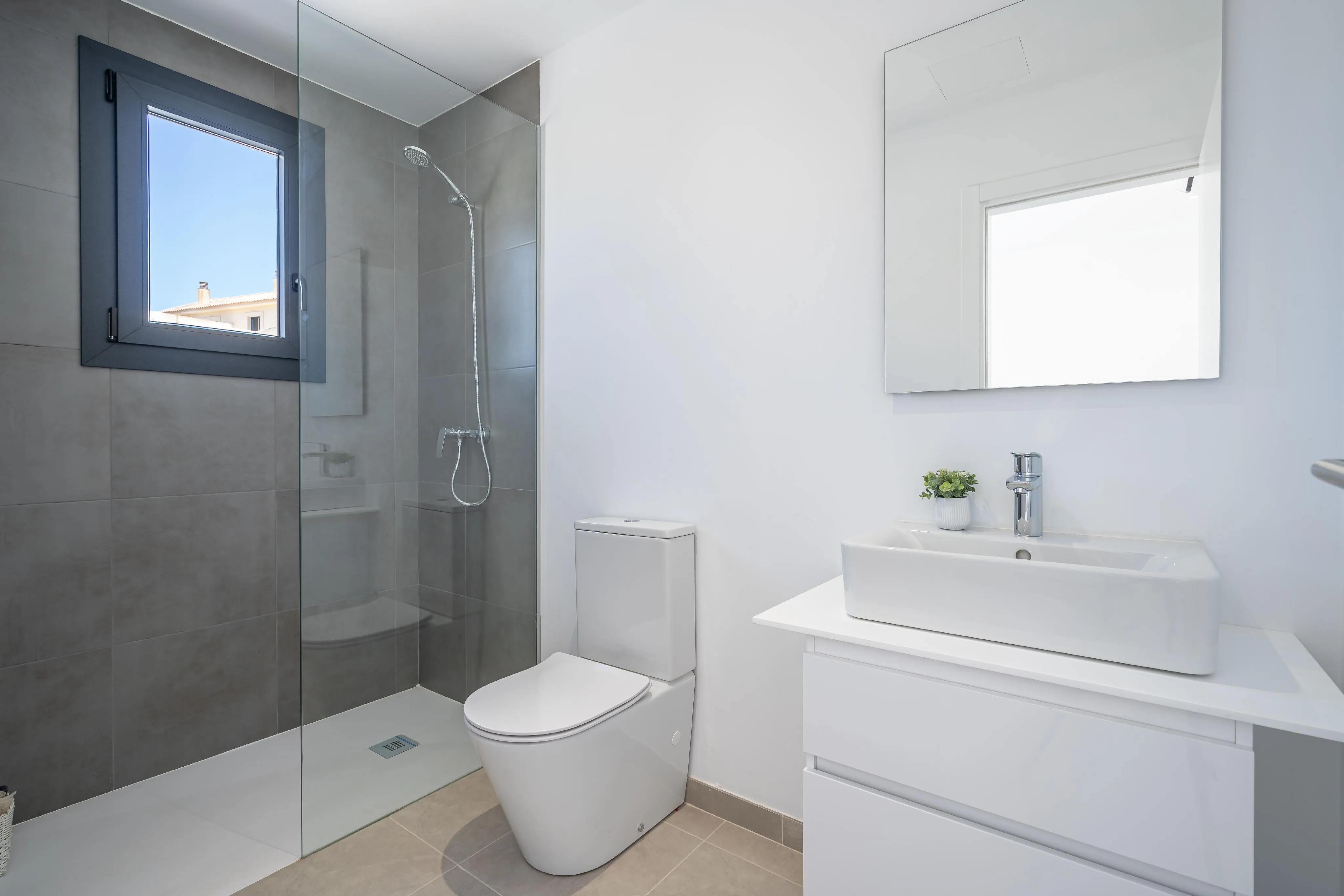 Modern new build house in Cala Romántica-8