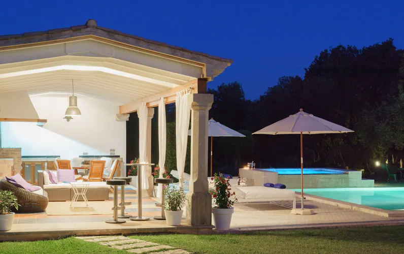 Nowoczesna finca z kamienia naturalnego z licencją na wynajem, Pollensa