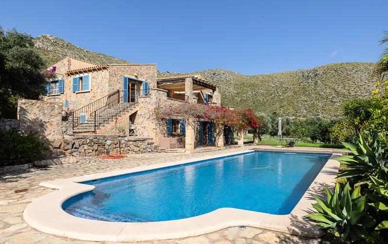 Propiedad con magníficas vistas panorámicas