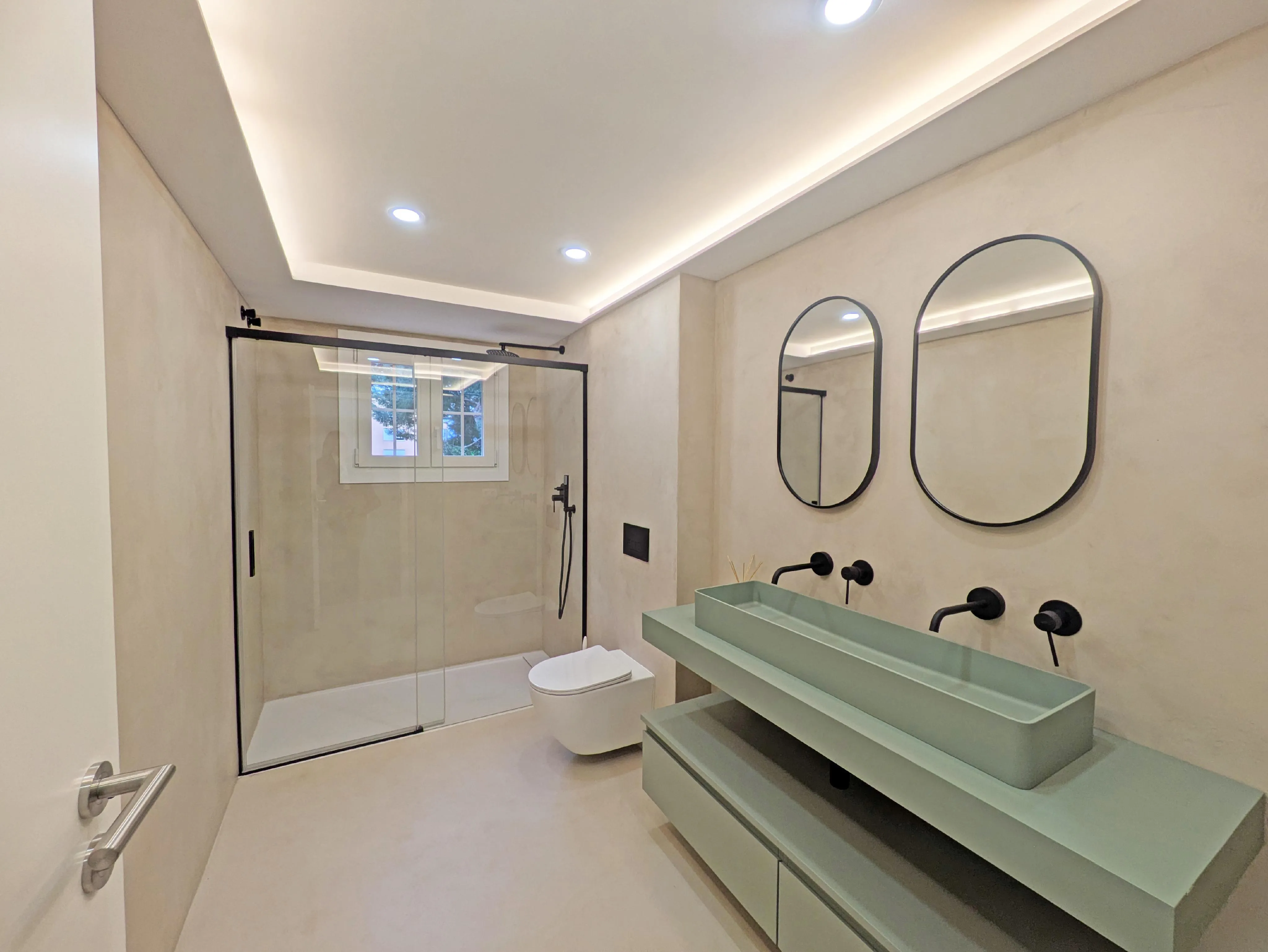 Charmant appartement mansardé avec grande terrasse privée-6