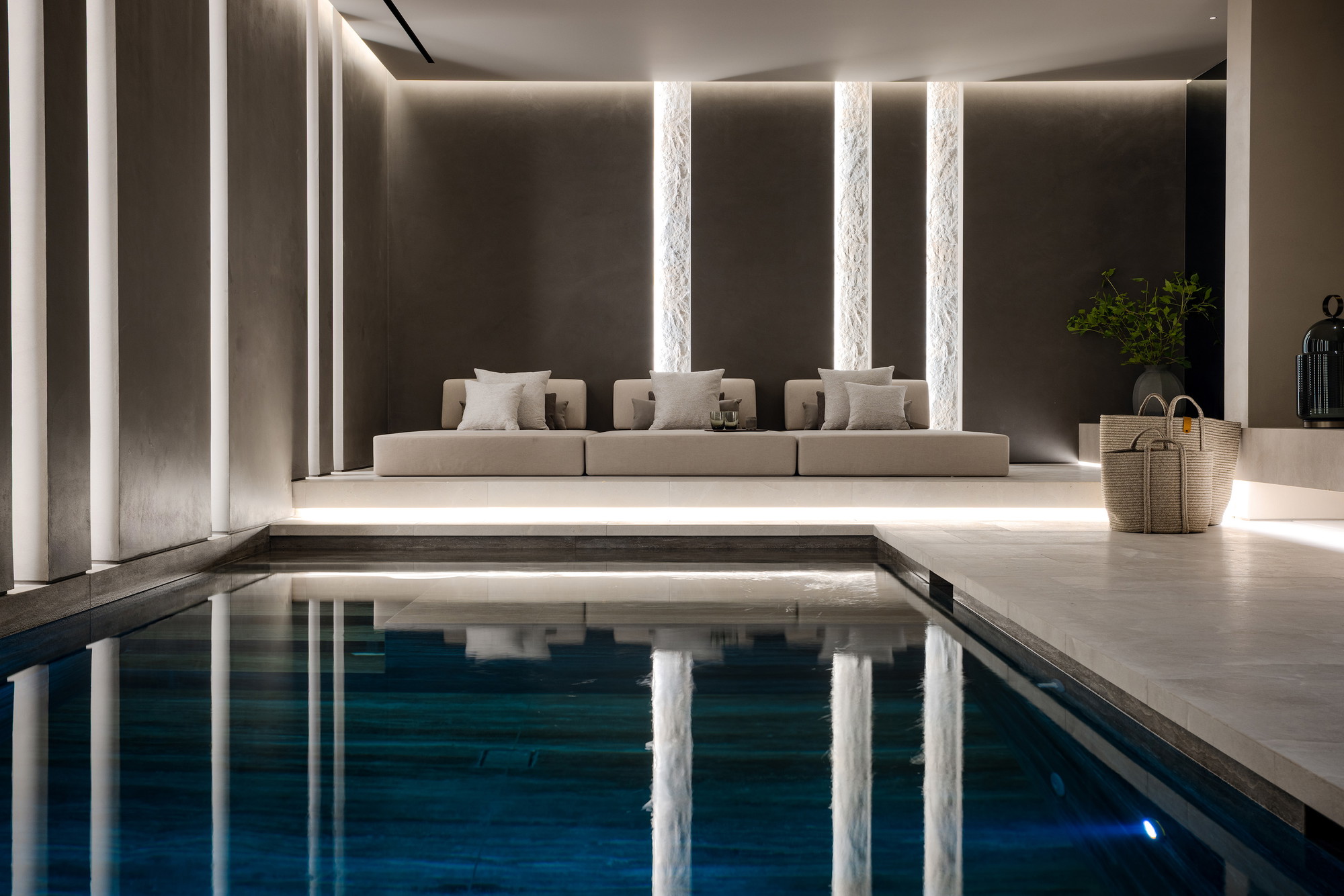 Exquisite designer villa overlooking Son Vida golf course with spa area-23