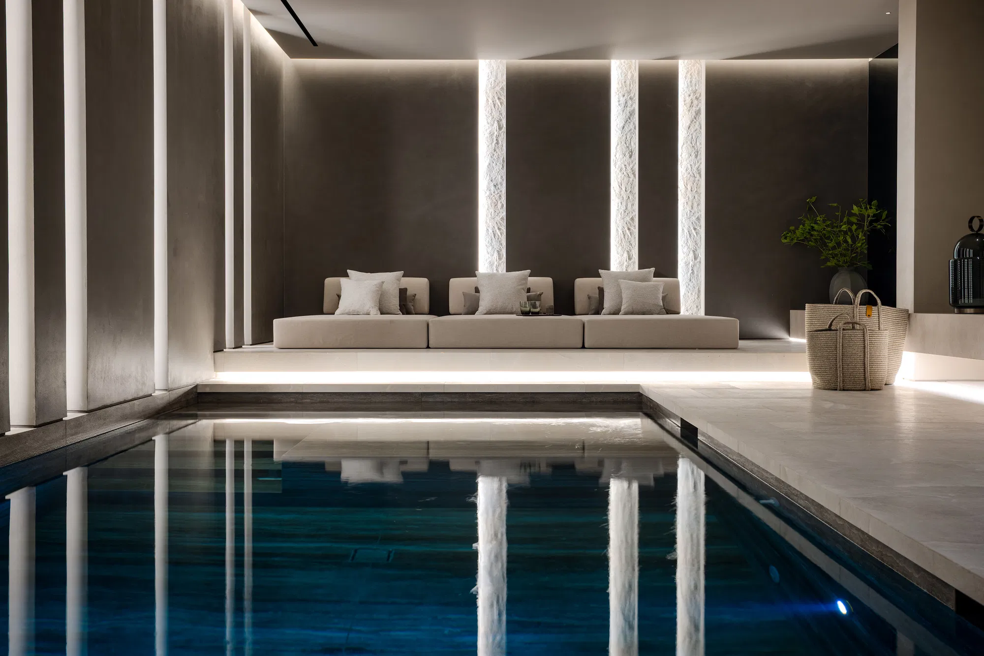 Exquisite designer villa overlooking Son Vida golf course with spa area-23