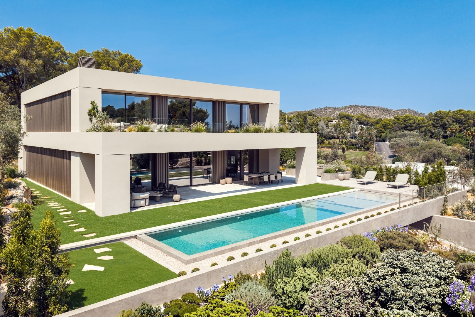 Luxuriöse Designervilla über dem Golfplatz Son Vida mit Spa-Bereich