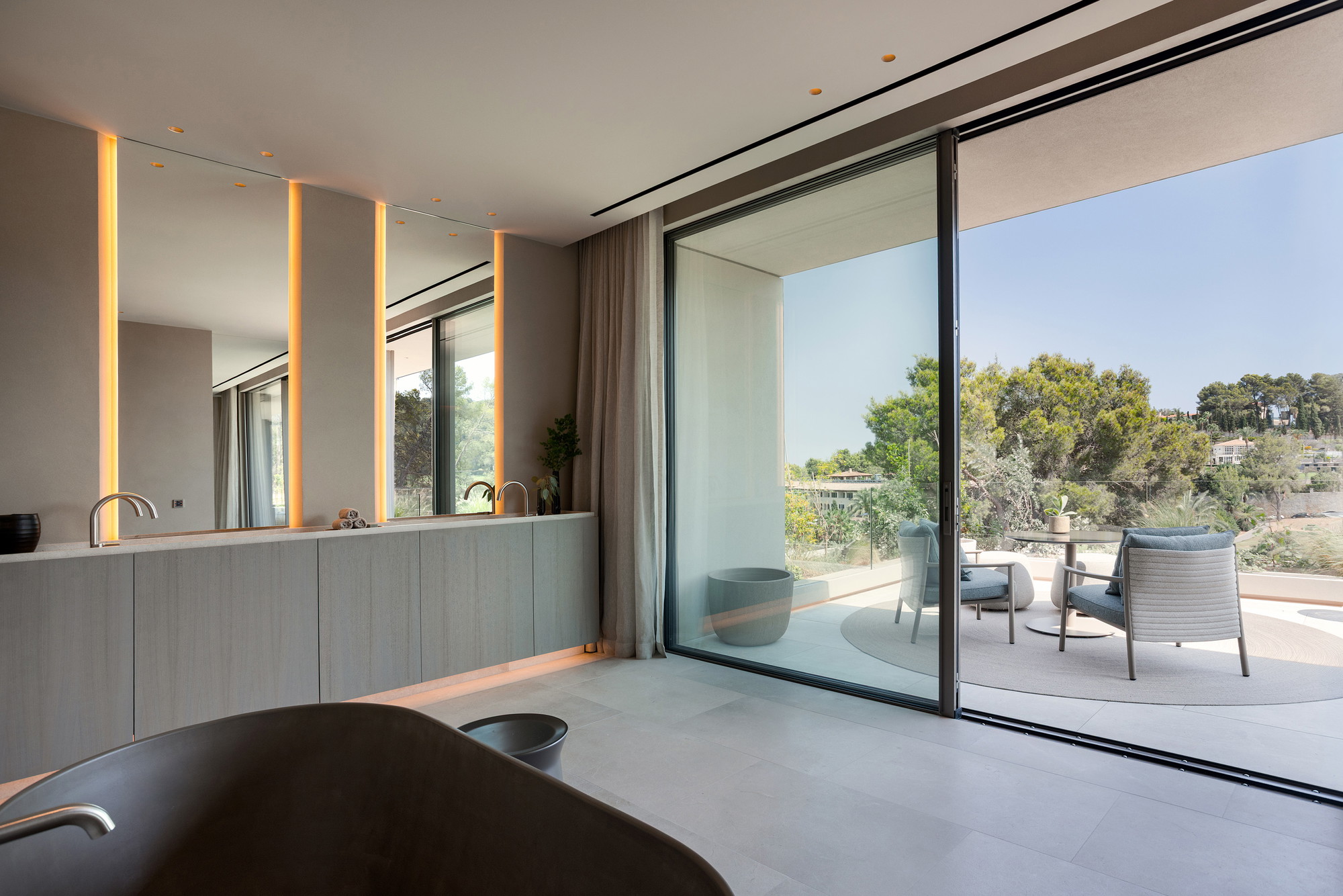 Exquisite designer villa overlooking Son Vida golf course with spa area-20