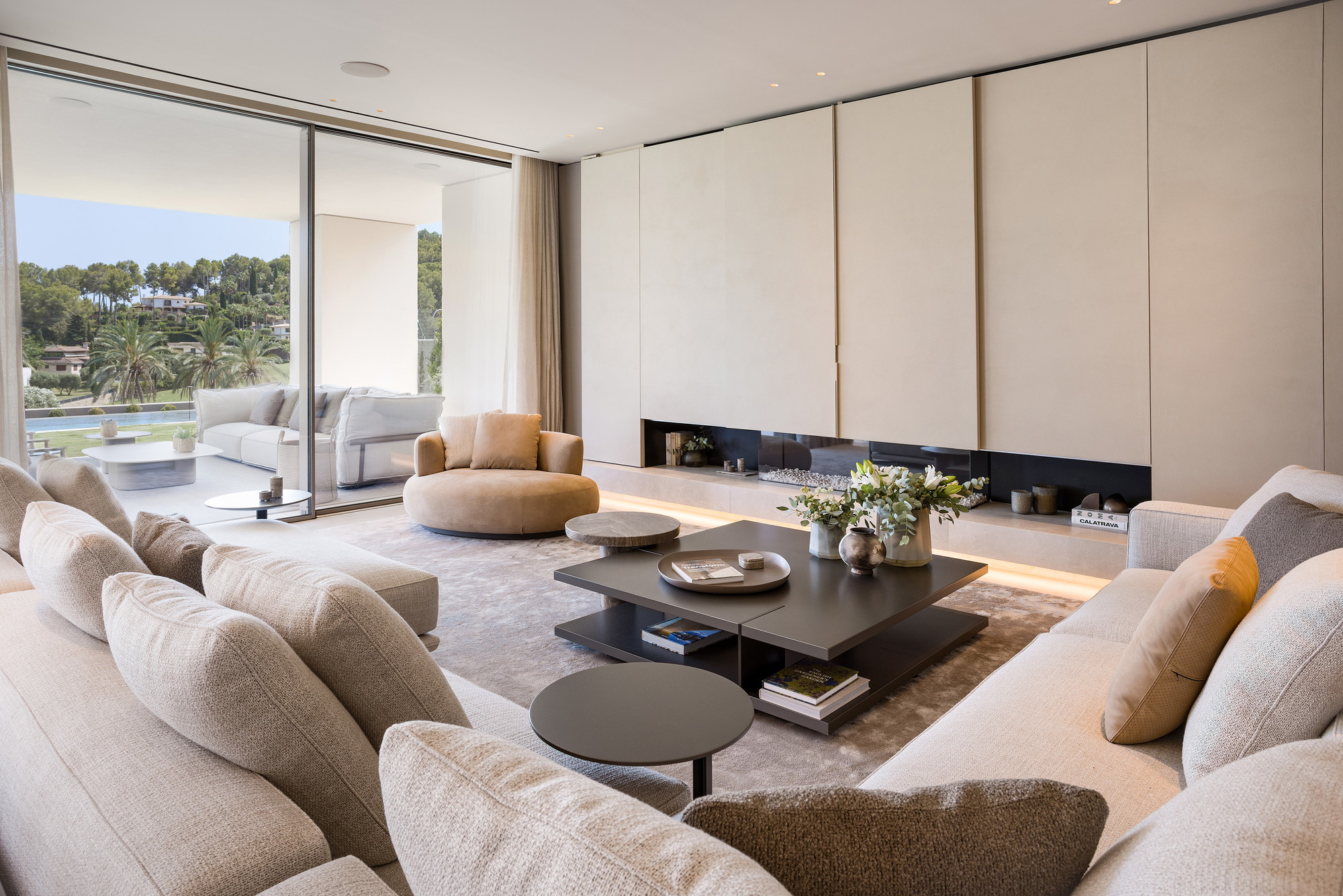 Exquisite designer villa overlooking Son Vida golf course with spa area-8