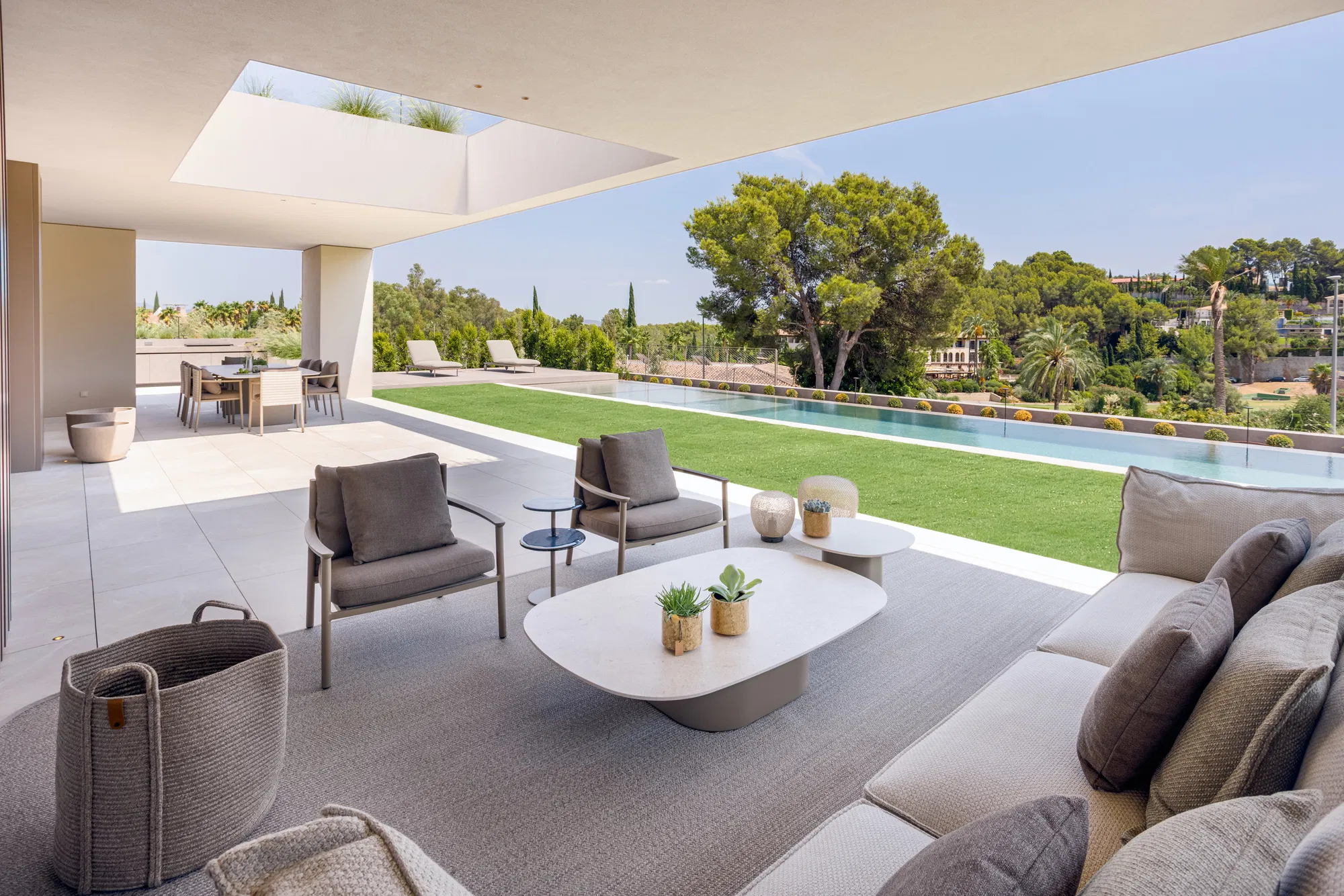 Exquisite designer villa overlooking Son Vida golf course with spa area-7