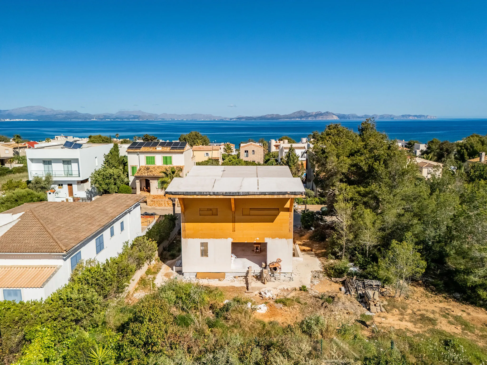 Plot with building shell in ecological construction-1