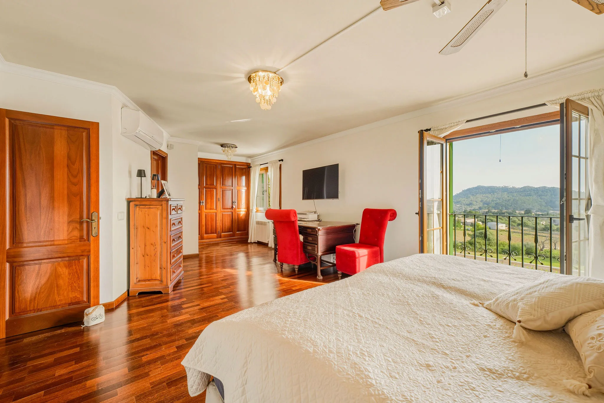 Finca near Son Servera –  with spectacular sea views and excellent connectivity-10