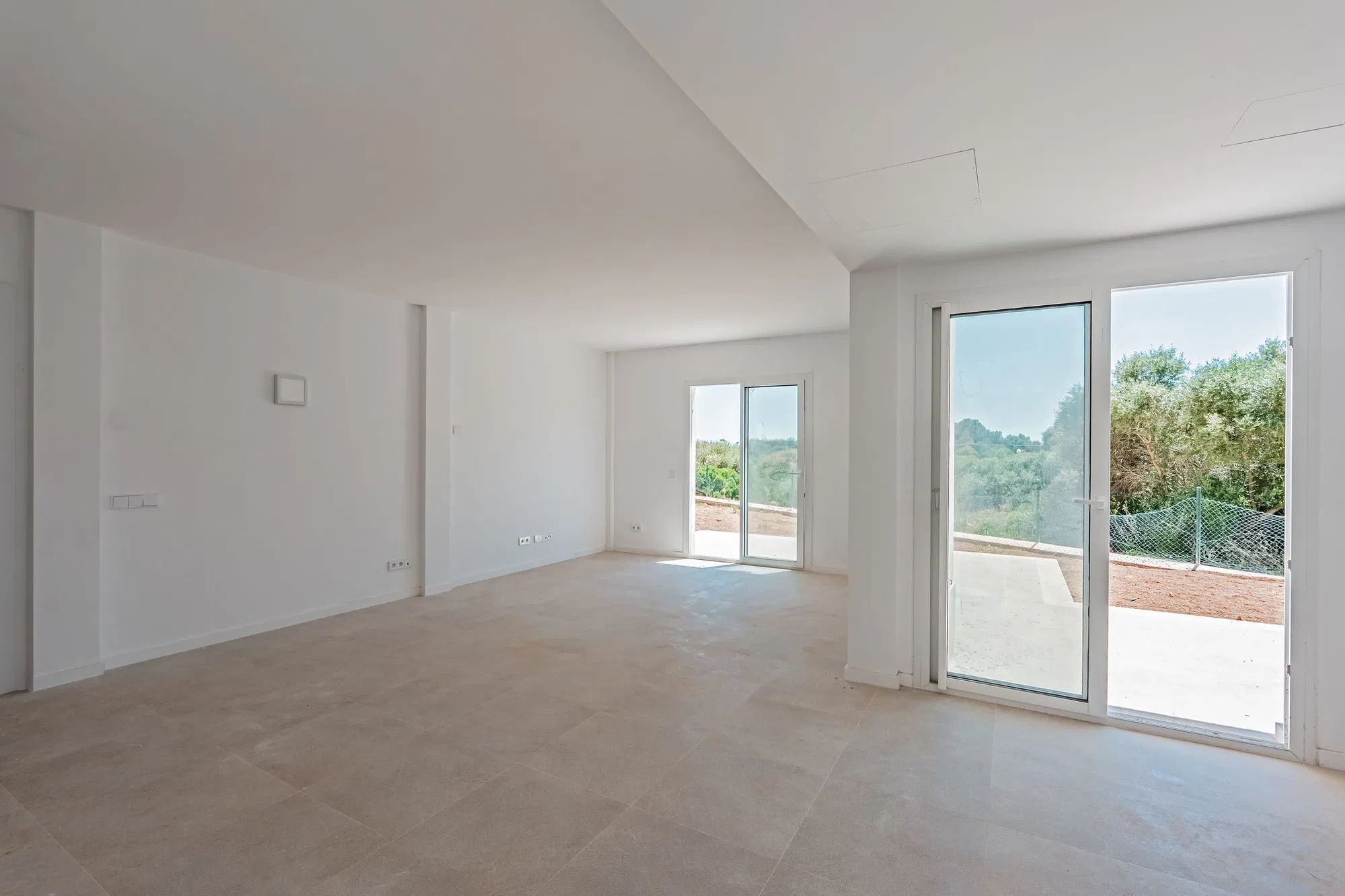 Moderne Neubauvilla Nahe Es Trenc-6