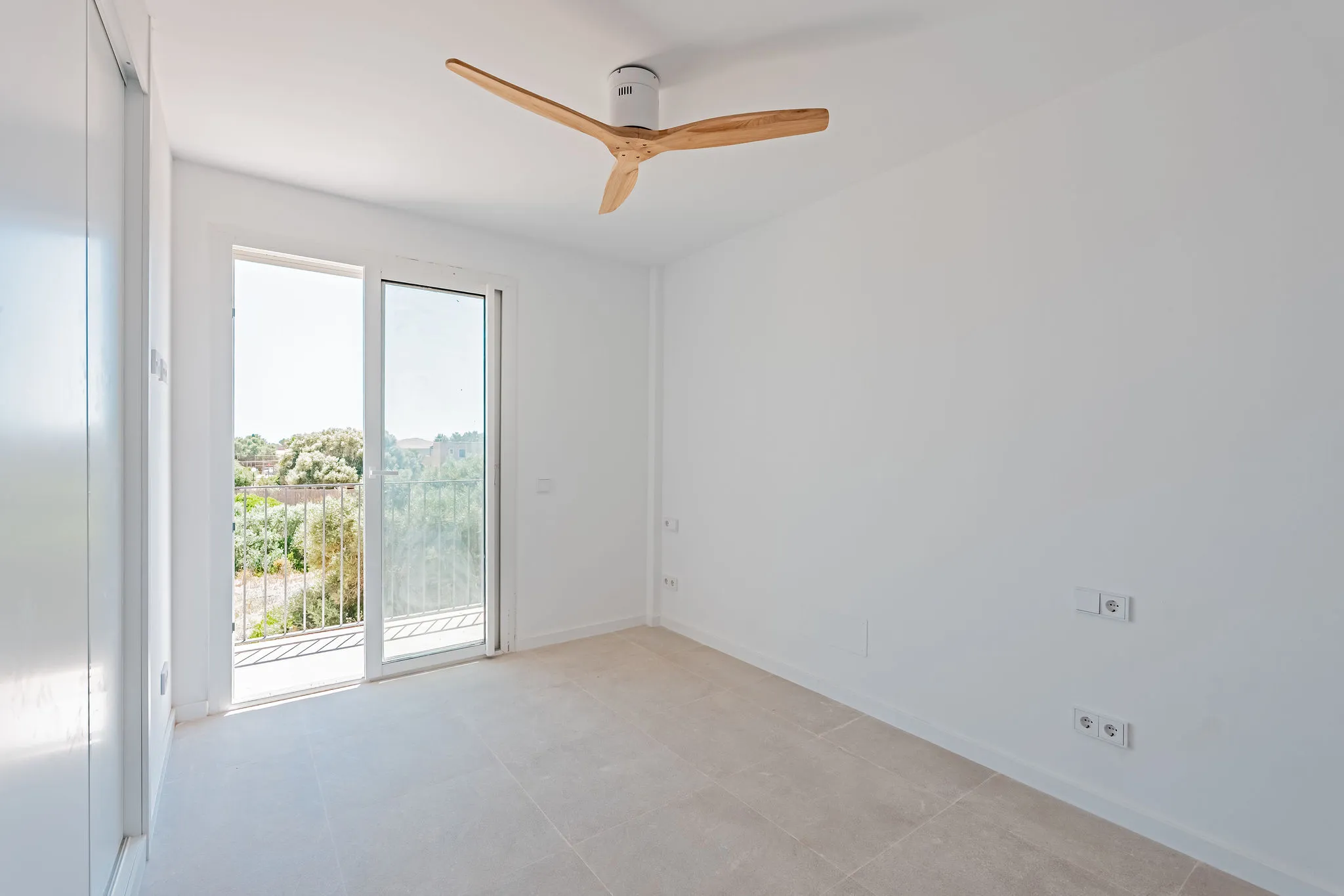 Moderne nybygget villa tæt på Es Trenc-7