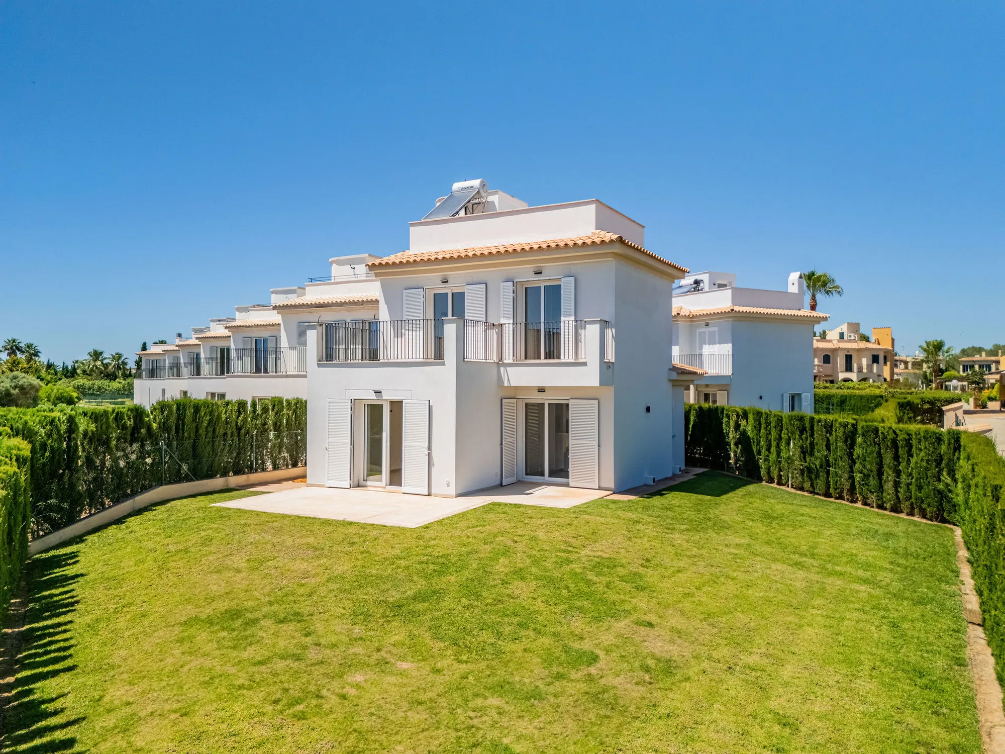 Moderne Neubauvilla Nahe Es Trenc-1