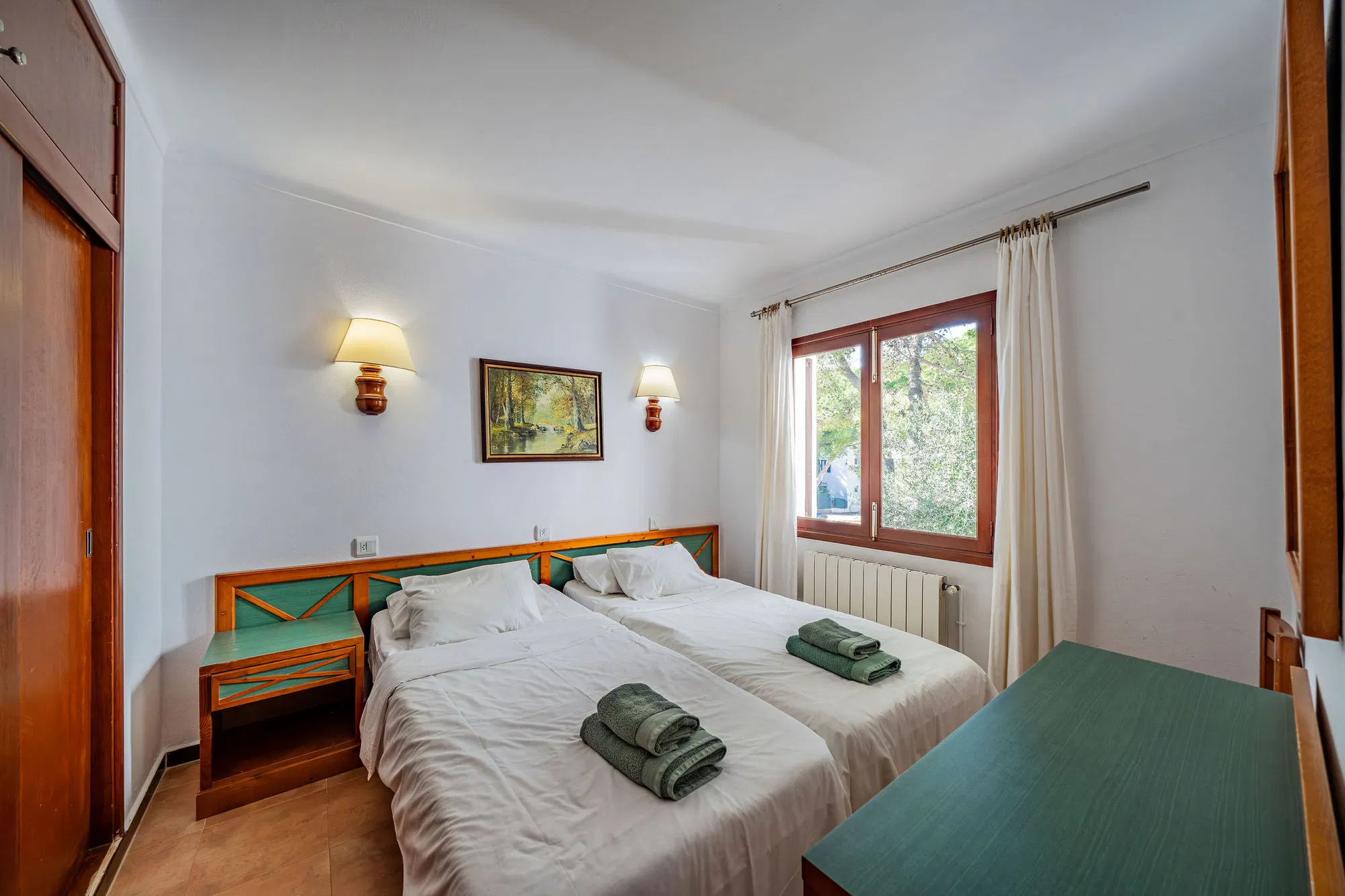 Apartment complex with rental license-9