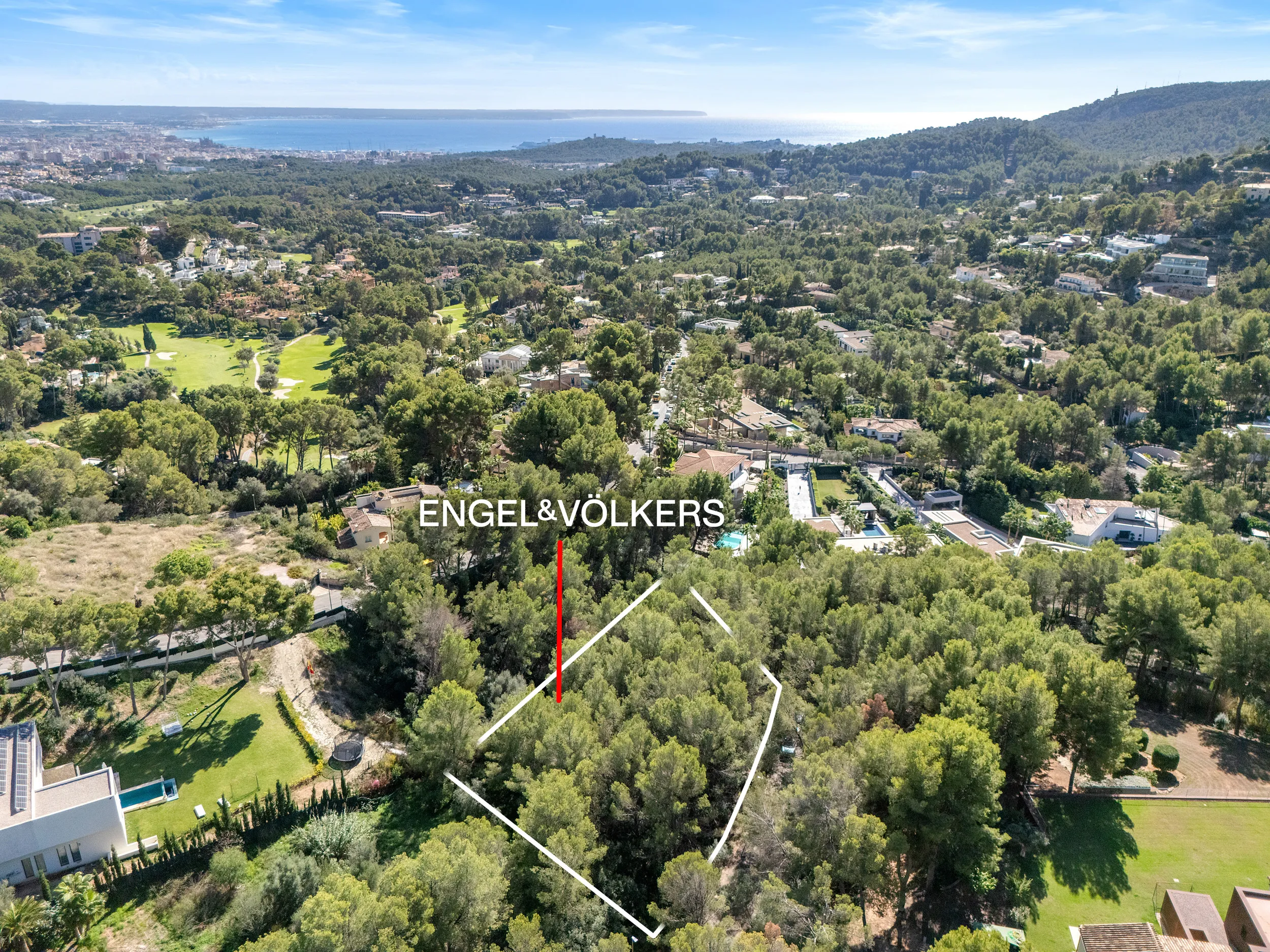 Excepcional parcela edificable con proyecto arquitectónico y licencia en Son Vida-2