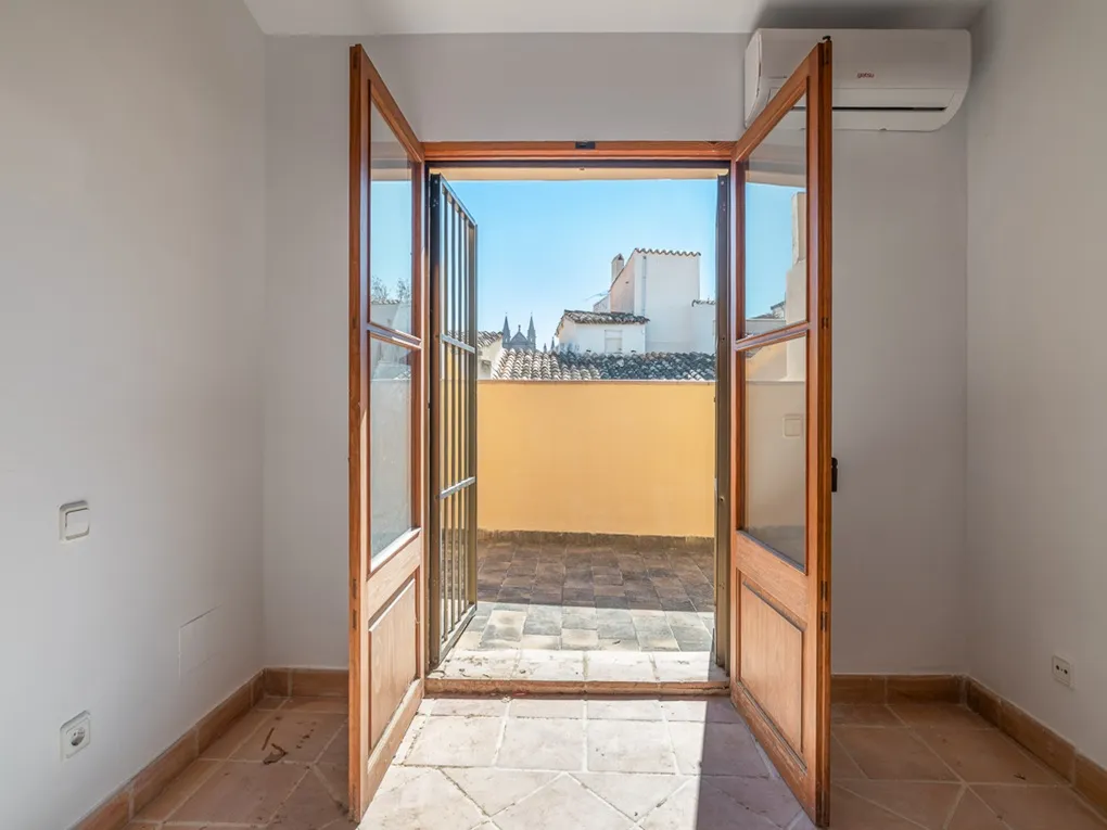 Charmant huis met parkeerplaats-3