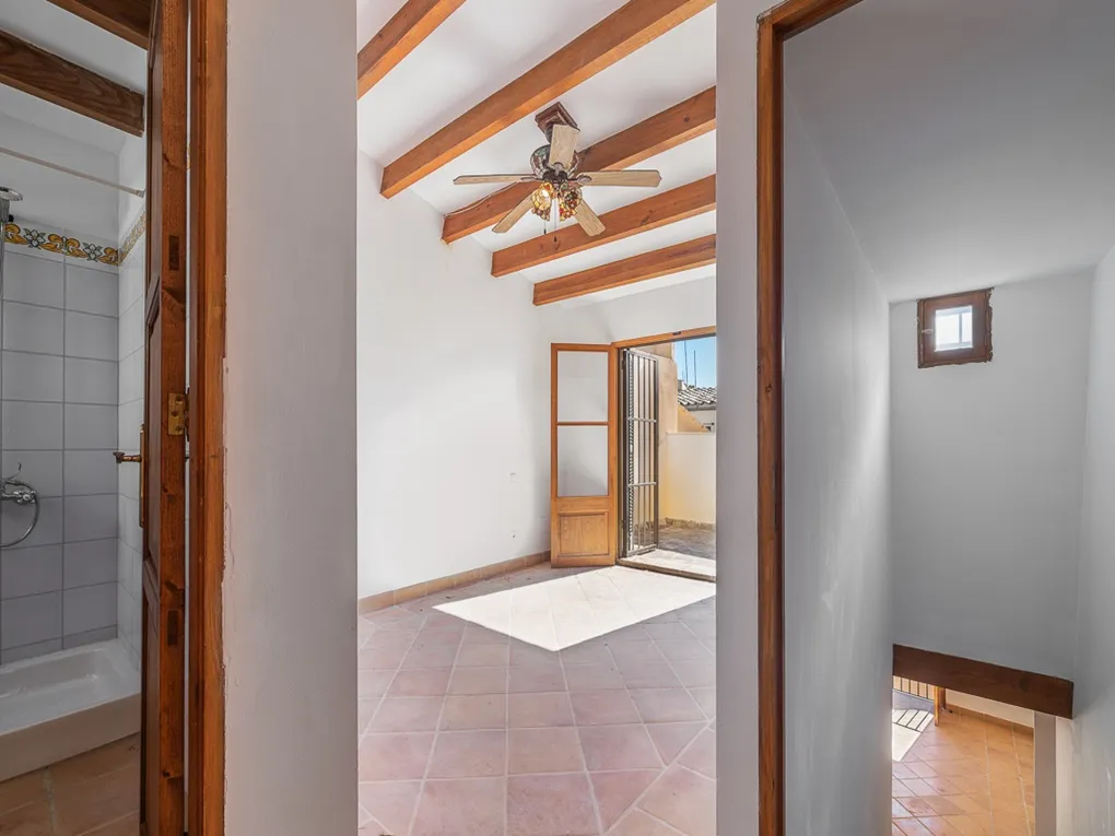 Charmant huis met parkeerplaats-2