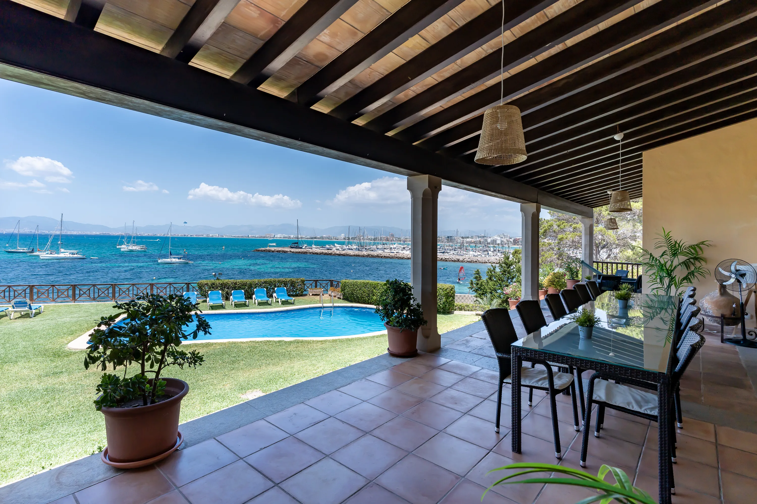 Drömvilla i första havsbandet-20