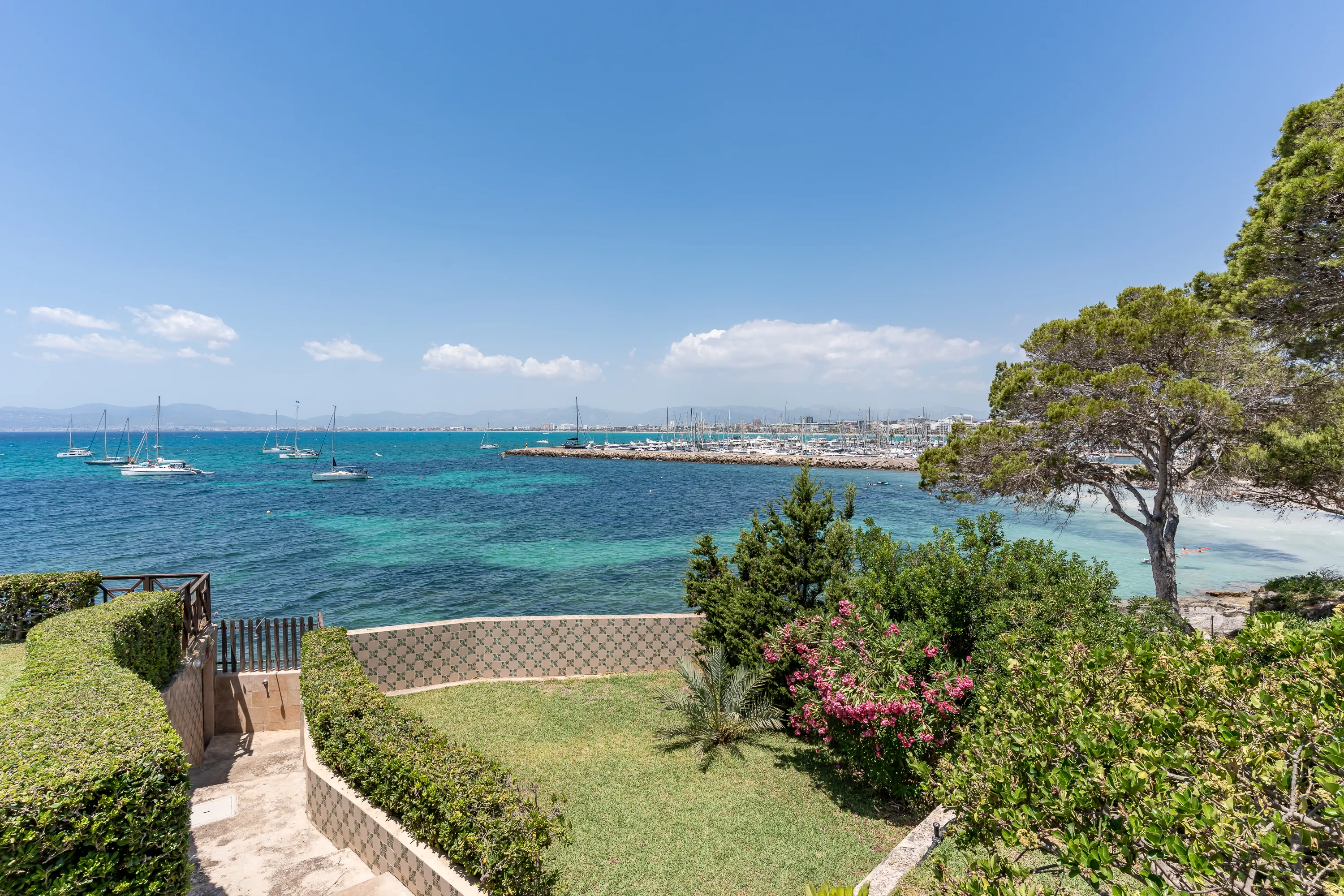 Drömvilla i första havsbandet-18