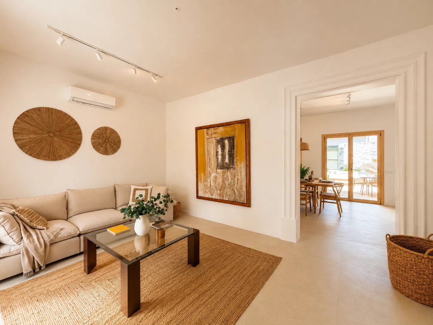 Stunning house offering both comfort and luxury-6