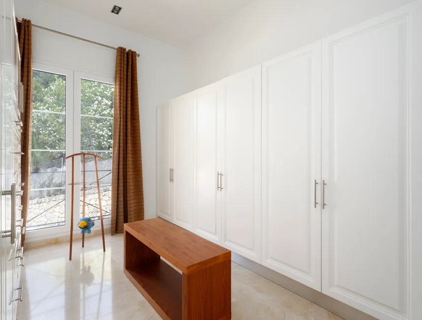 Spacious holiday villa in Son Vida with views over Palma-22