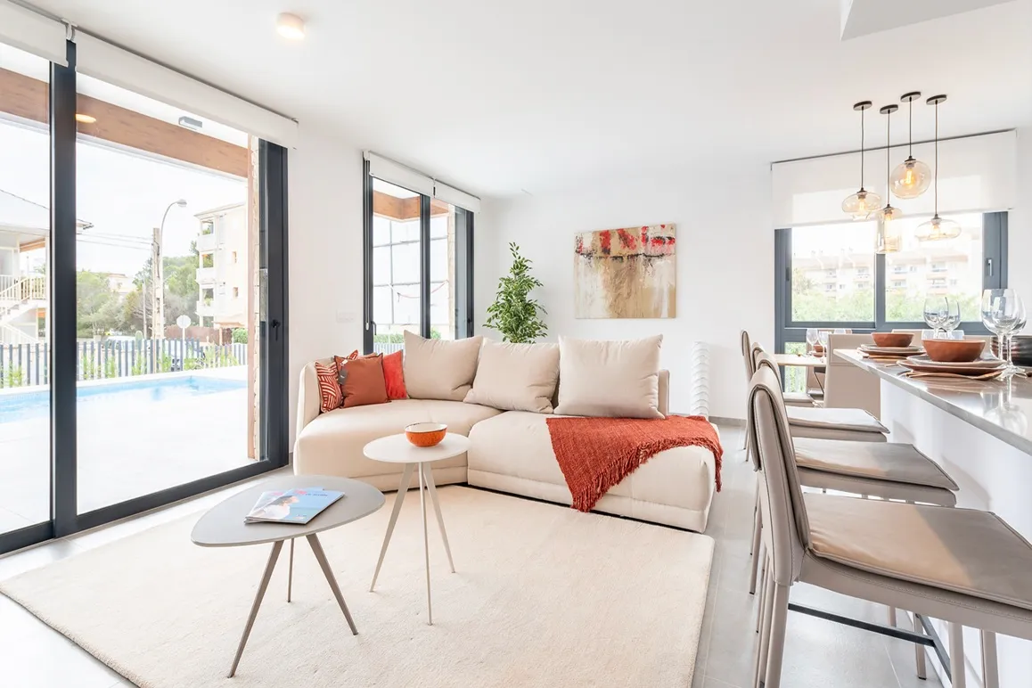 Nueva casa adosada con jardín cerca del mar-2