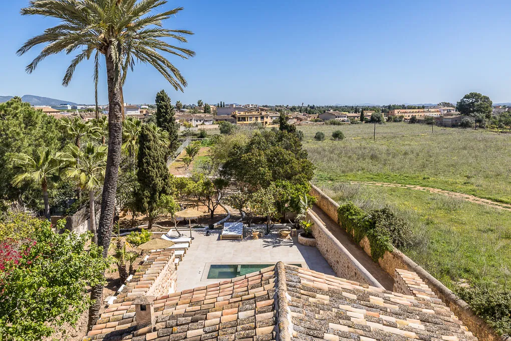 Exceptional, unique property in Santa Maria-2