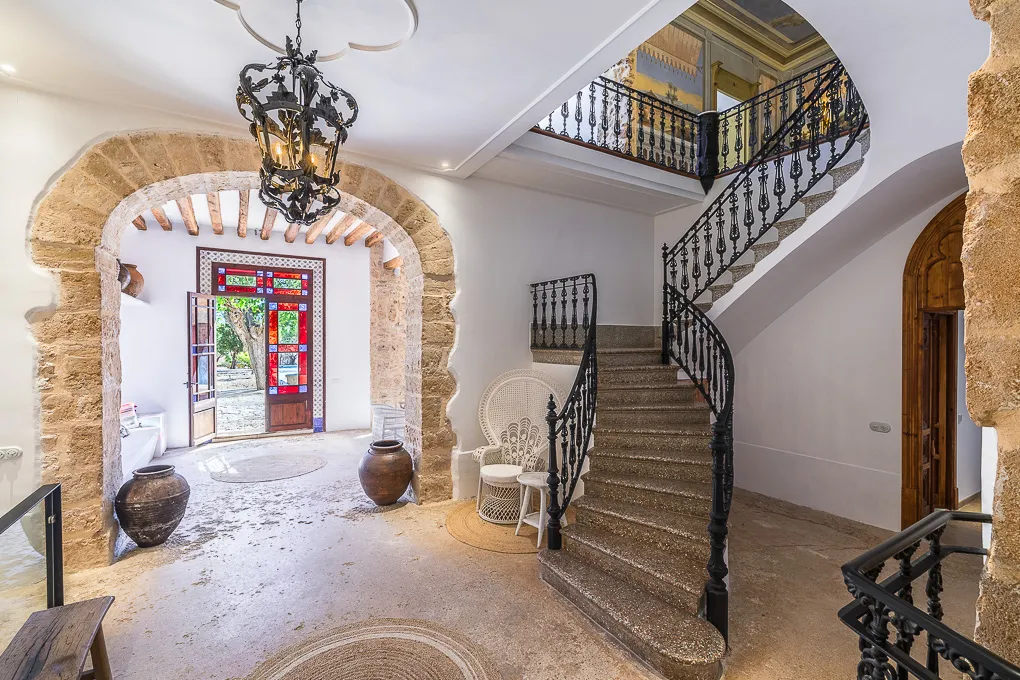 Exceptional, unique property in Santa Maria-3