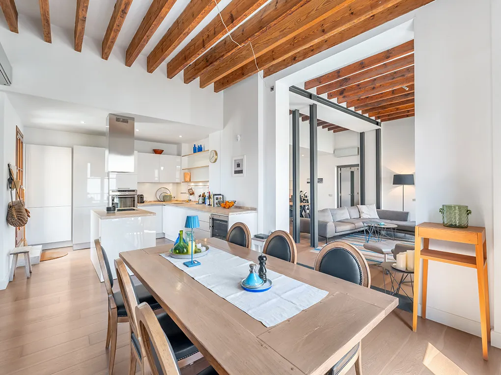 Piso muy bien cuidado en zona tranquila con terraza soleada-5