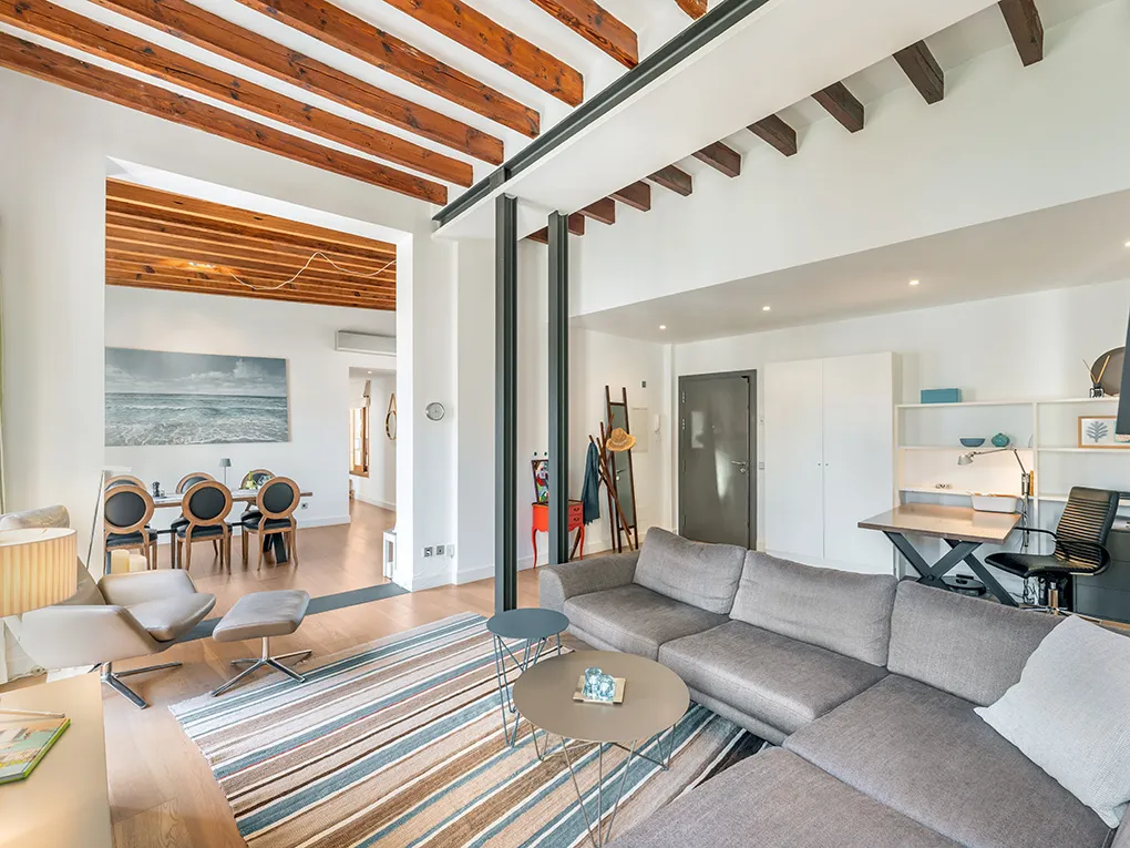 Piso muy bien cuidado en zona tranquila con terraza soleada-3