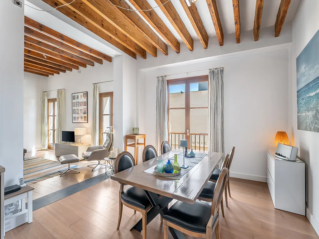 Piso muy bien cuidado en zona tranquila con terraza soleada-4