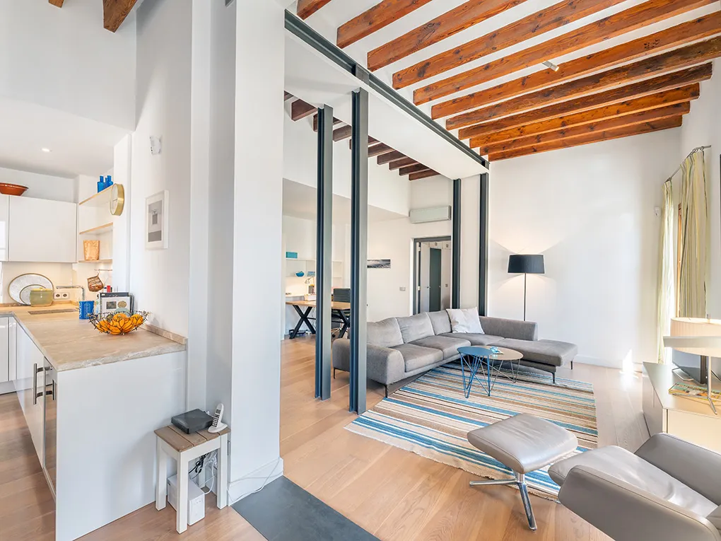 Piso muy bien cuidado en zona tranquila con terraza soleada-6