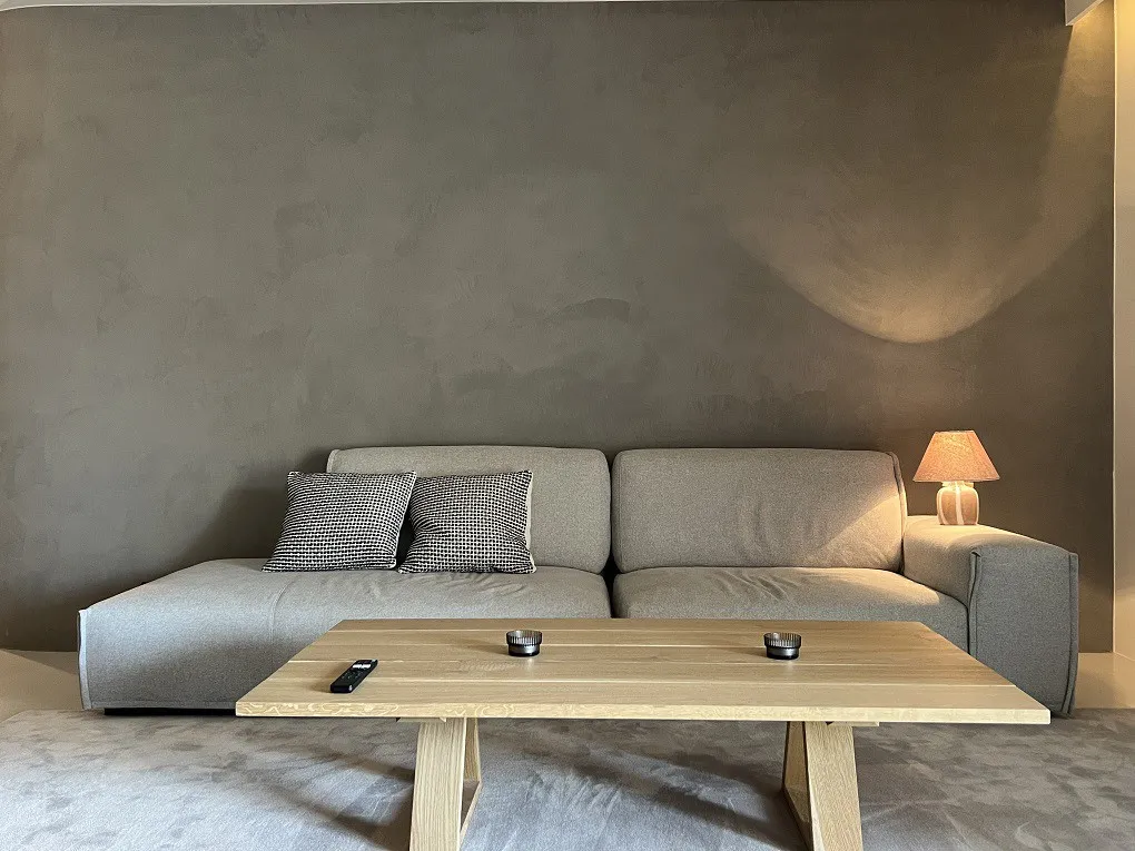 Renoveret lejlighed med terrasse og elevator uden for den gamle bydel-8