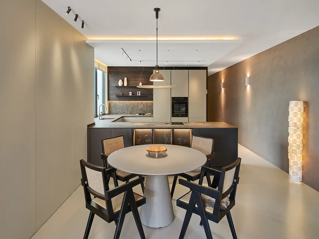 Appartement rénové avec terrasse et ascenseur en dehors de la vieille ville-9