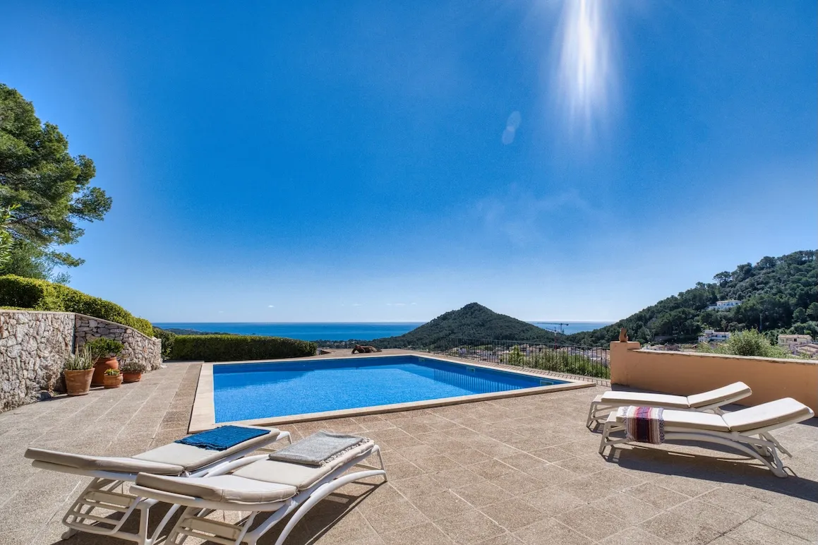 Uniek dorpshuis op een uitstekende locatie onder het kasteel van Capdepera met uitzicht op zee-5