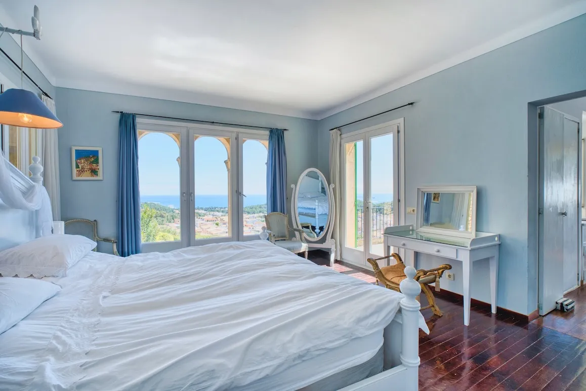 Uniek dorpshuis op een uitstekende locatie onder het kasteel van Capdepera met uitzicht op zee-12