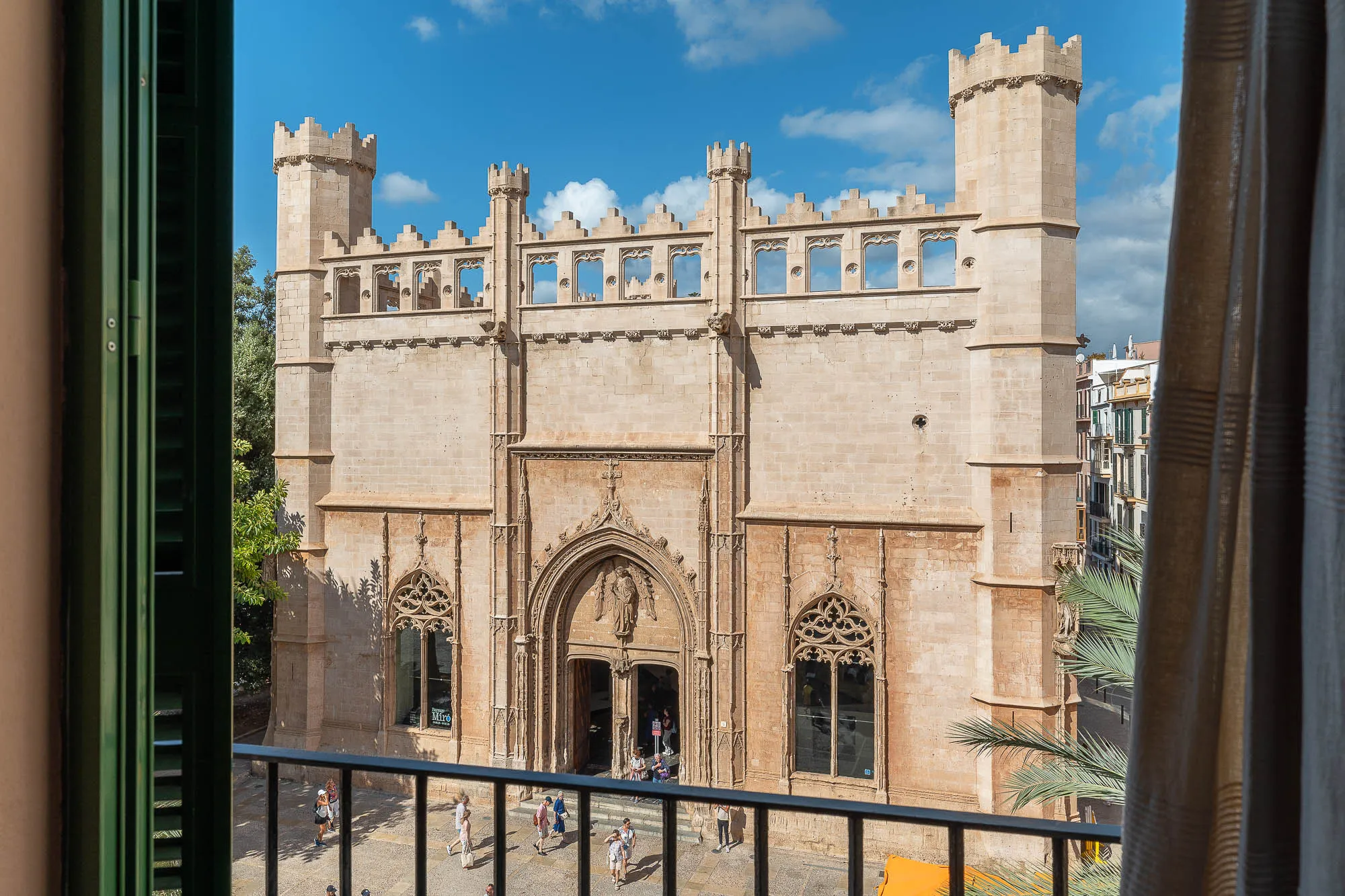 Penthouse dúplex amb terrassa i molt espai per a la creativitat-9