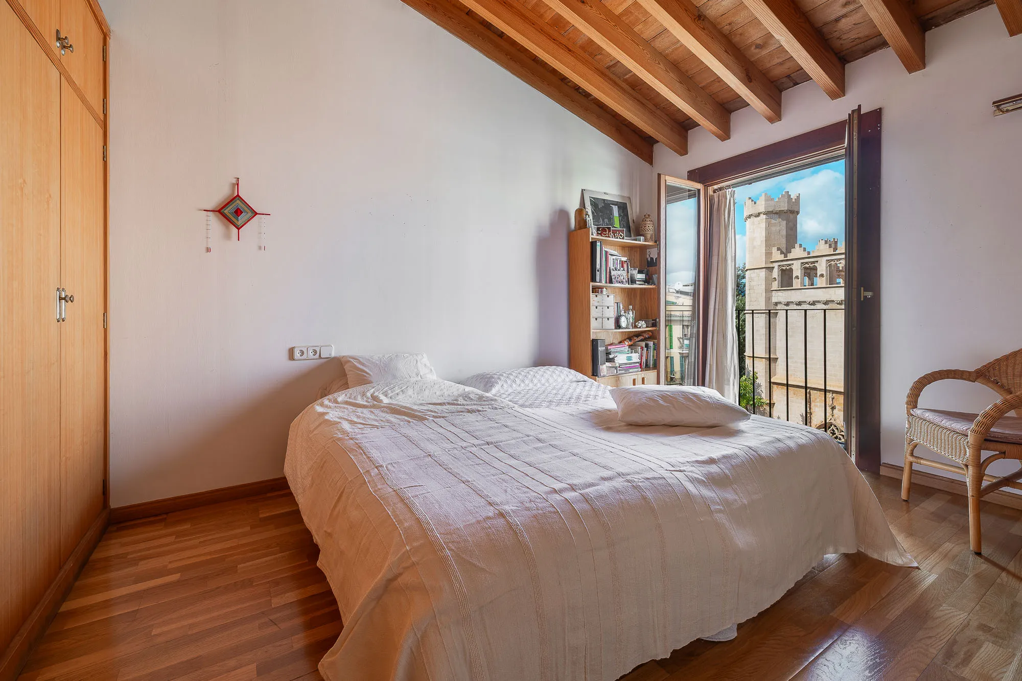 Penthouse dúplex amb terrassa i molt espai per a la creativitat-5