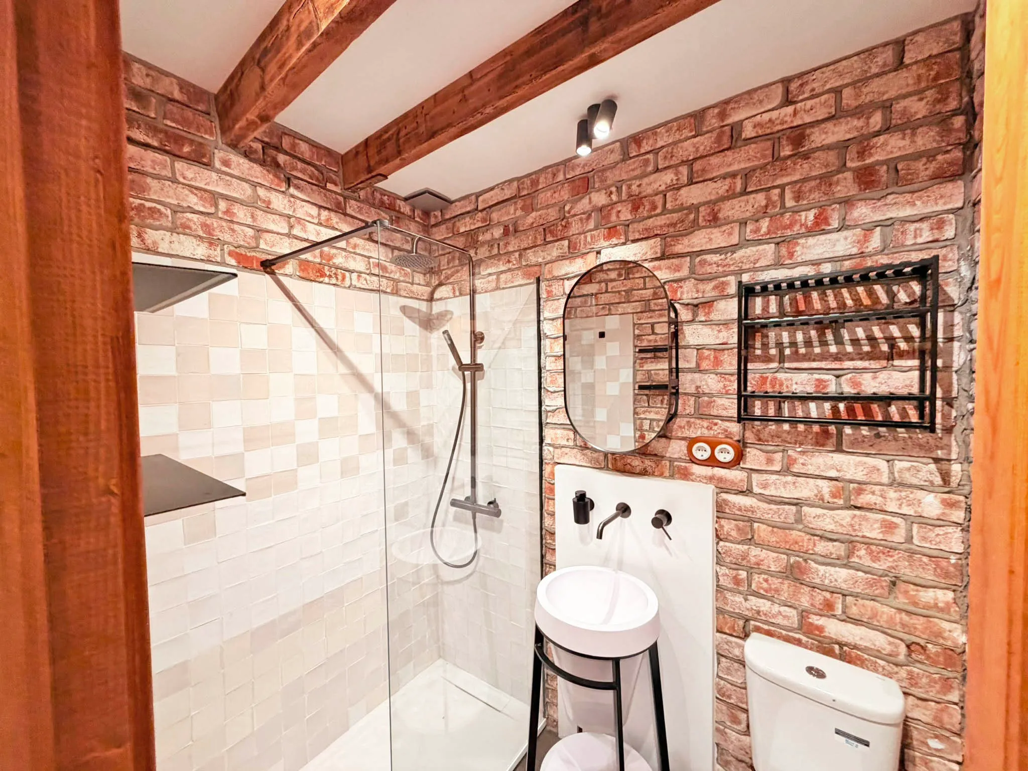 Apartamento de diseño con terraza en la plaza del pueblo-6