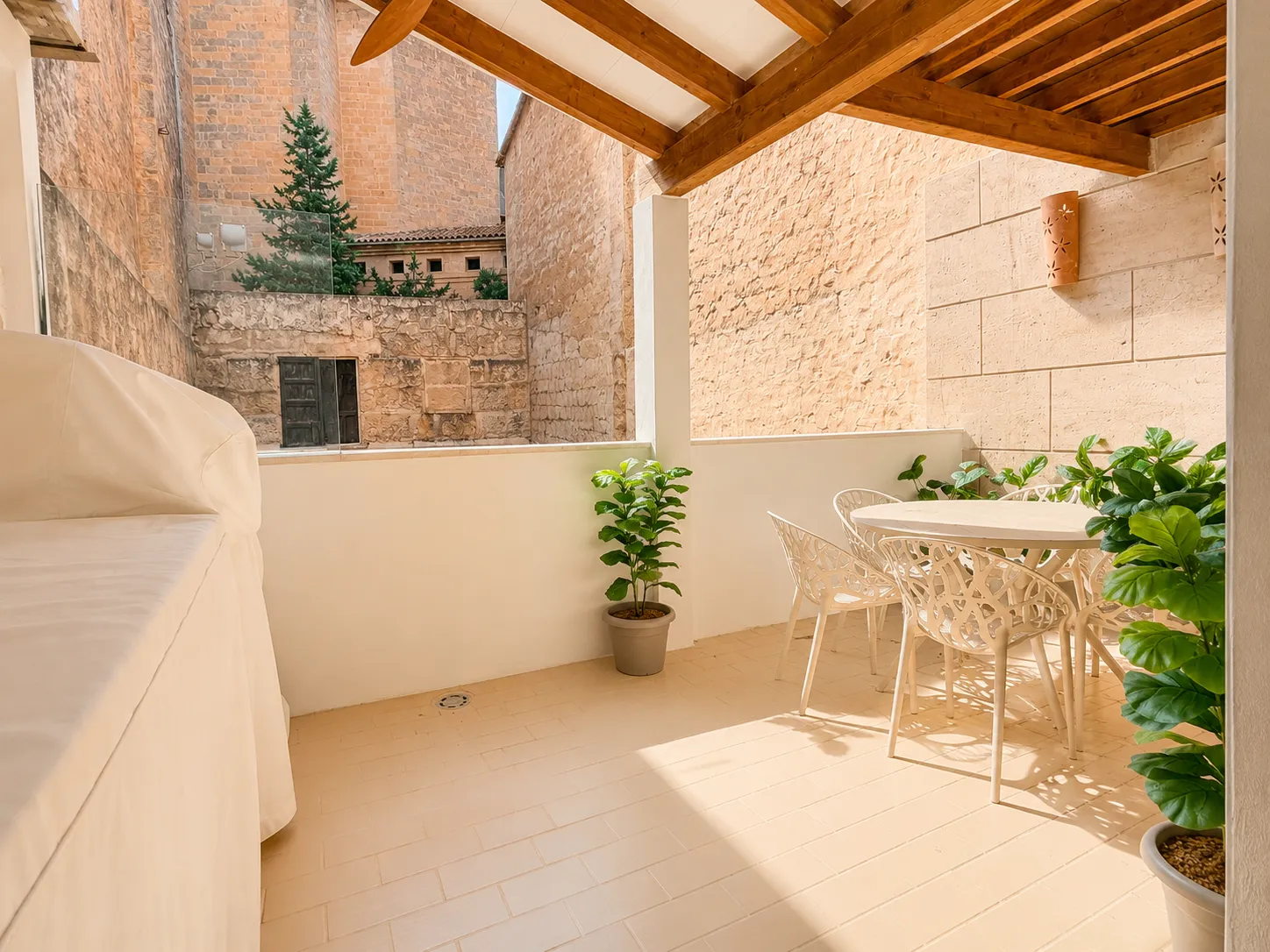 Apartamento de diseño con terraza en la plaza del pueblo-8