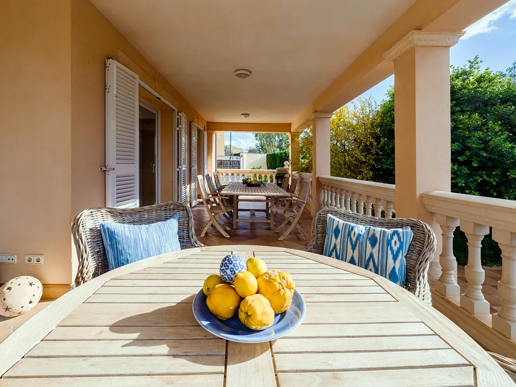 Luxe villa met zwembad in de gewilde urbanisatie Sa Cabaneta-3