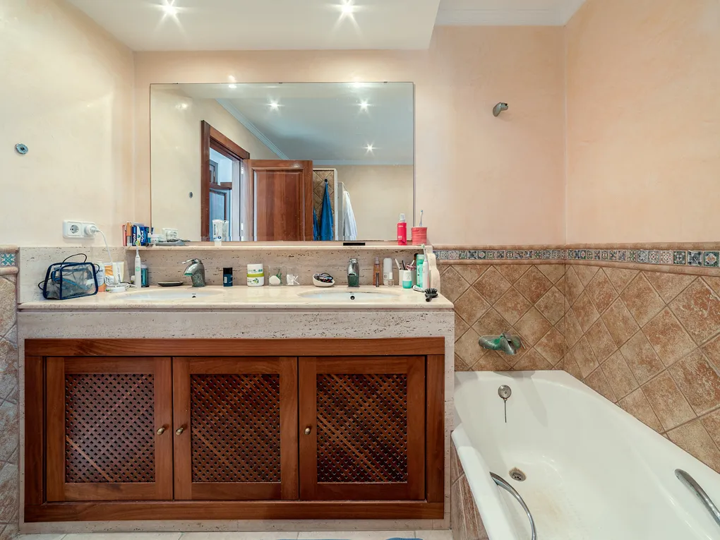 Luxe villa met zwembad in de gewilde urbanisatie Sa Cabaneta-17