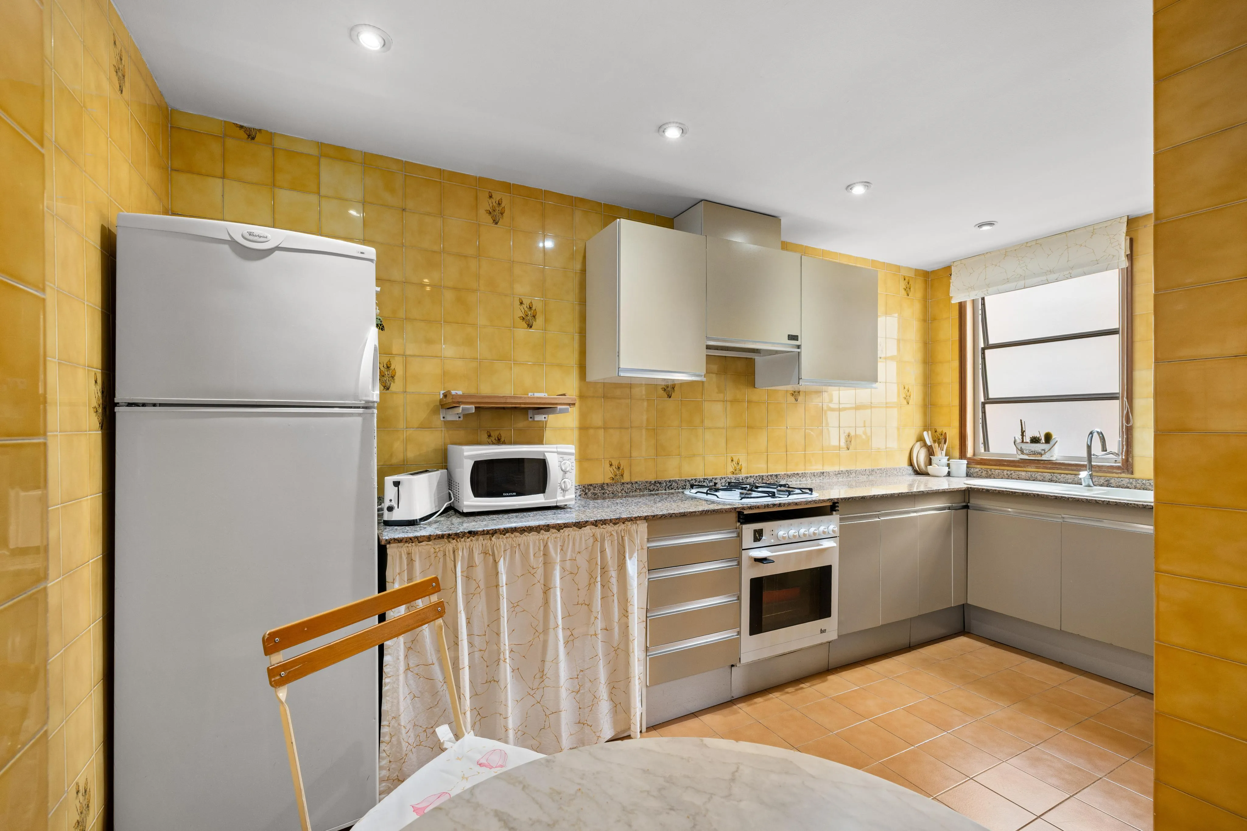 Ruim 4-kamerappartement op een exclusieve locatie-5