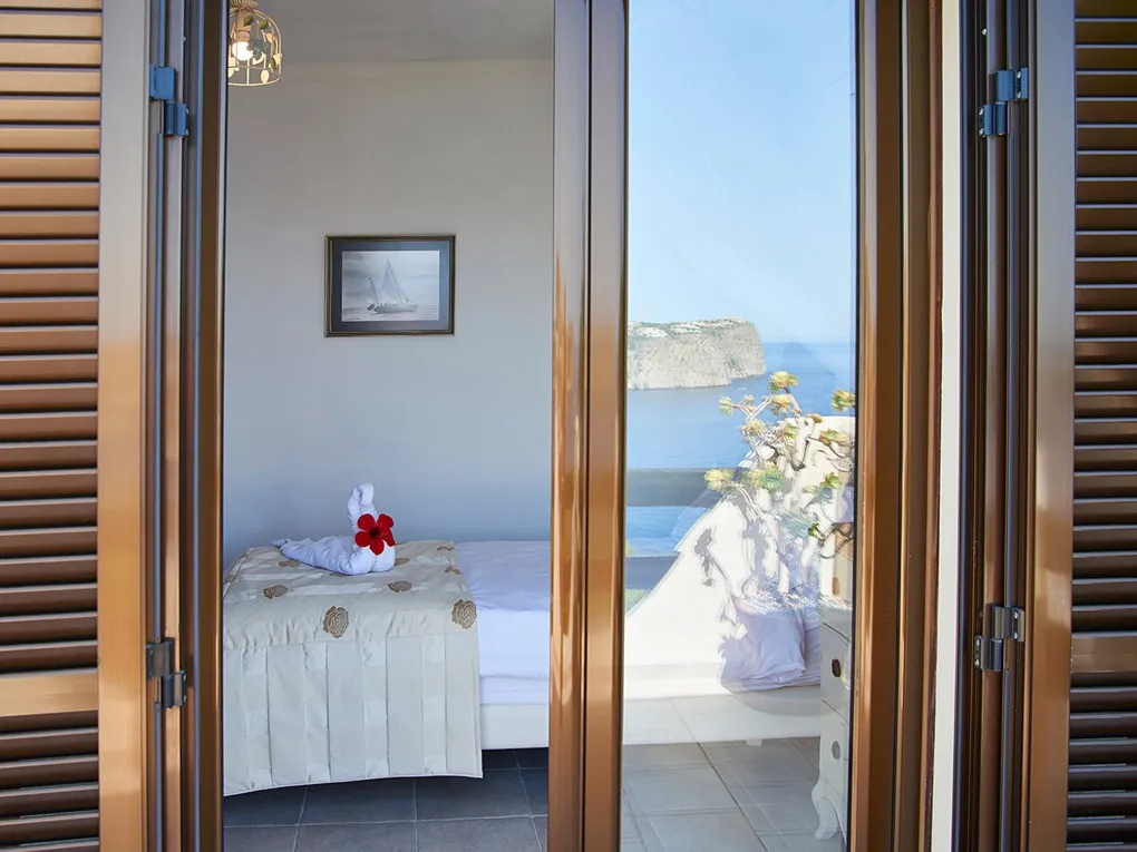 Soleggiato appartamento per vacanze con vista panoramica sul mare e piscina-14