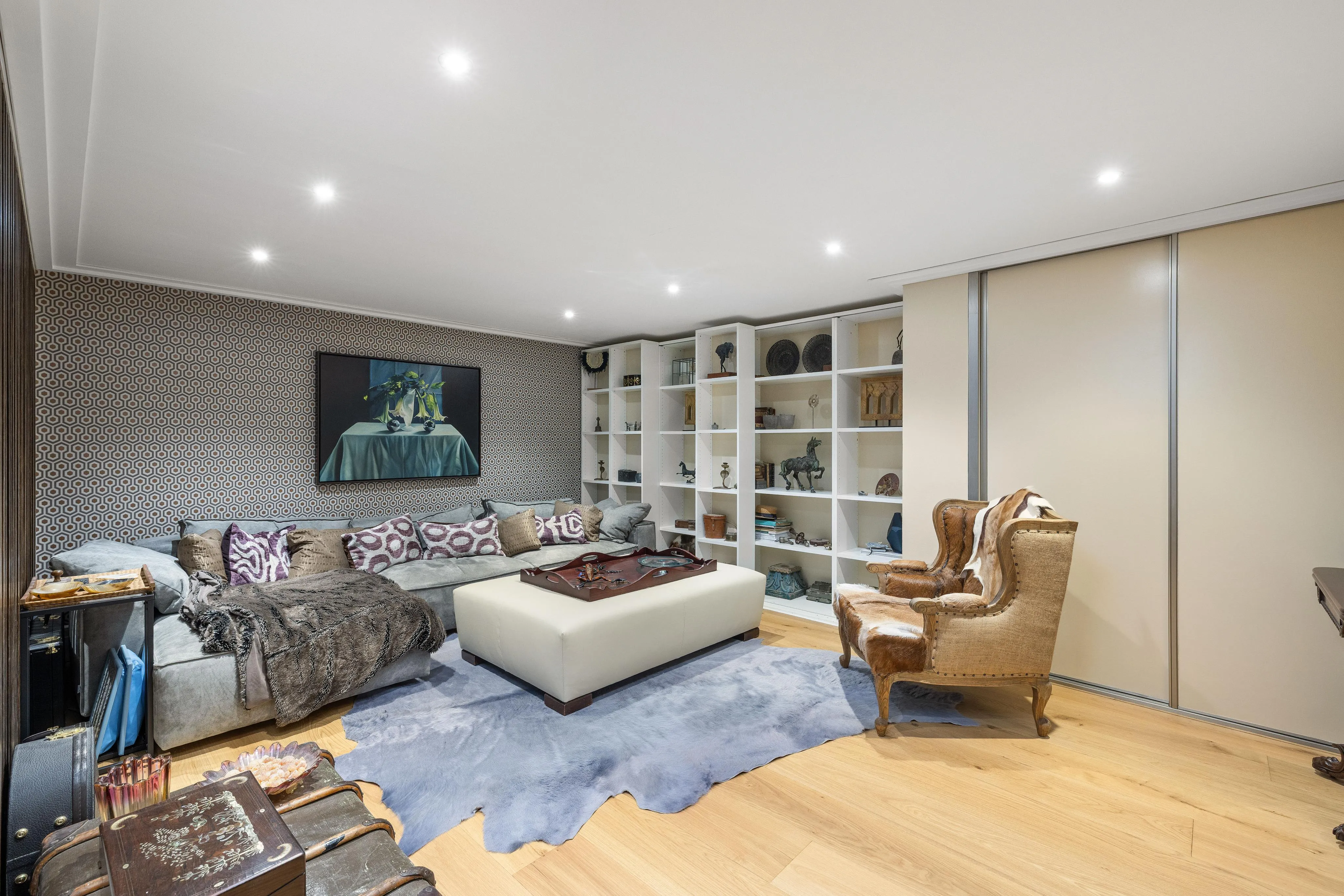 Spacious sea view apartment-15