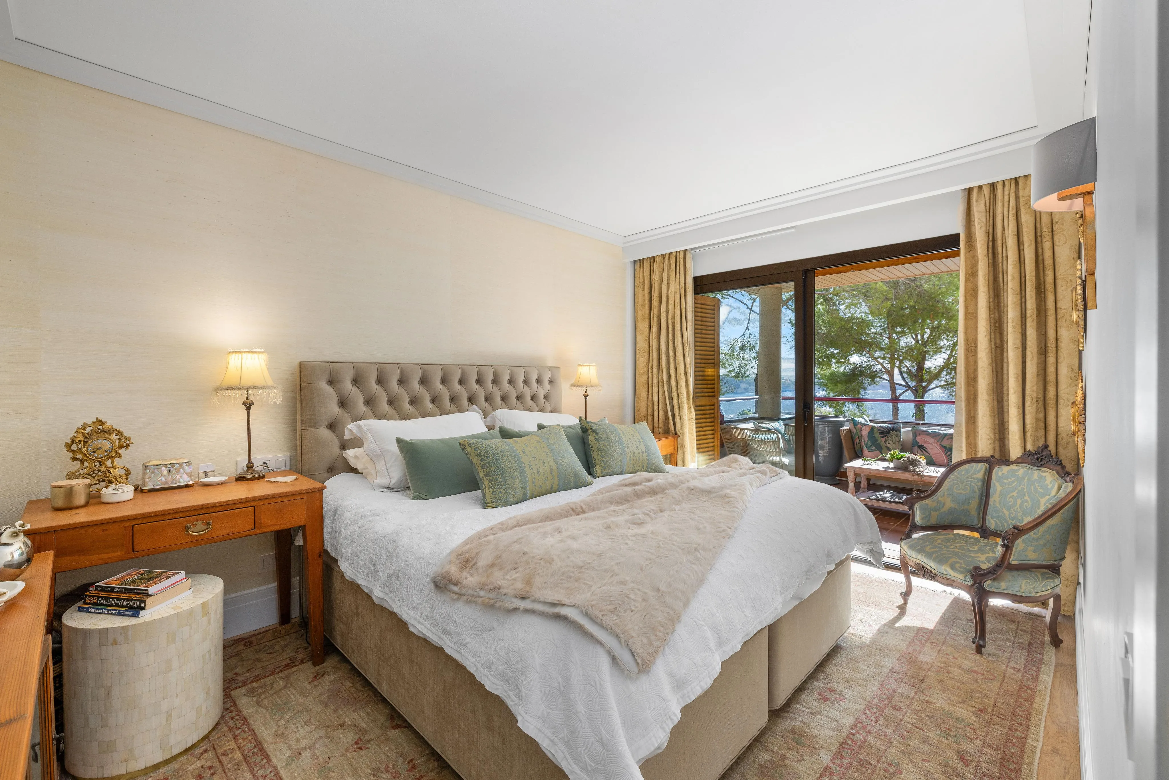 Ruim appartement met uitzicht op zee-9