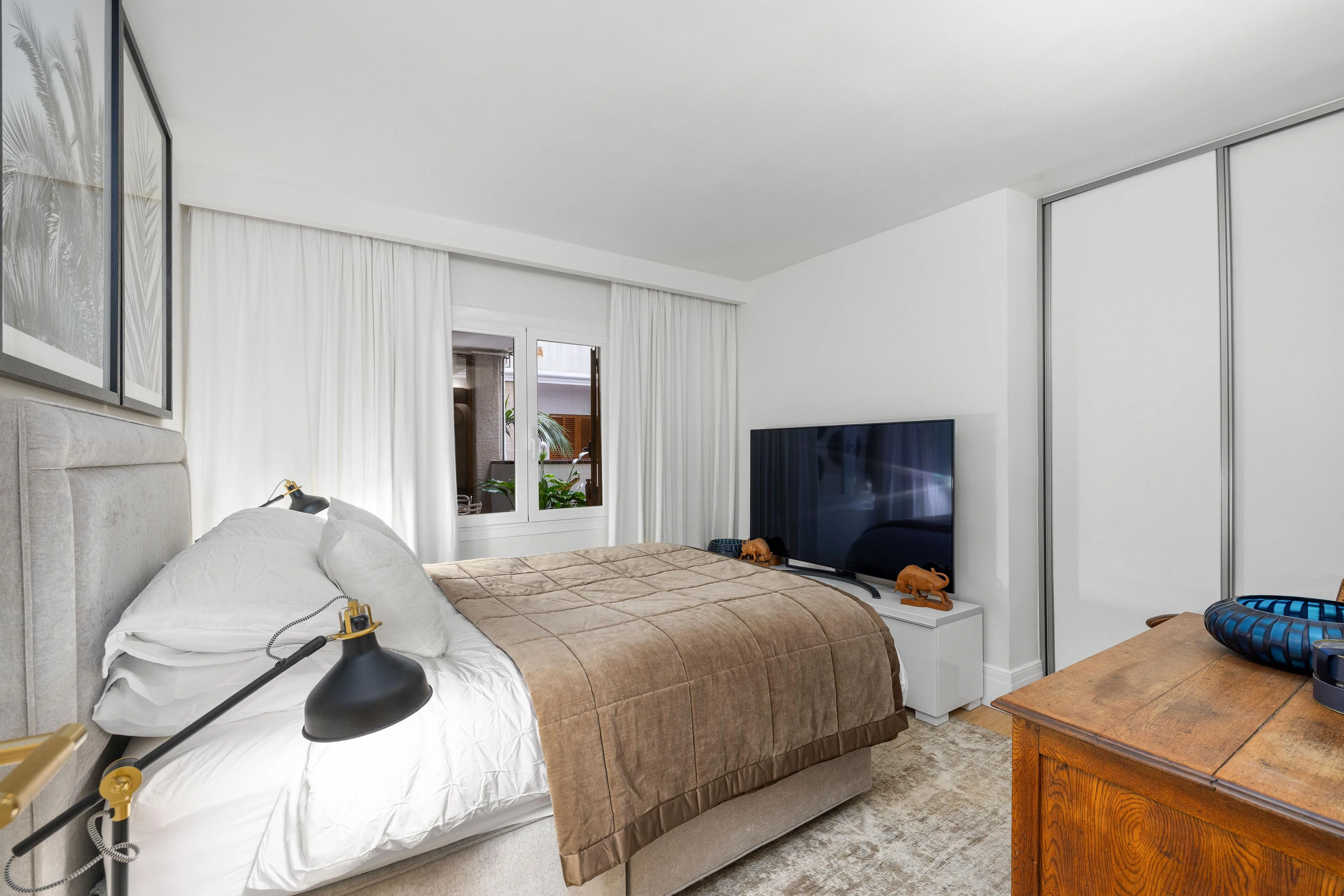 Ruim appartement met uitzicht op zee-12