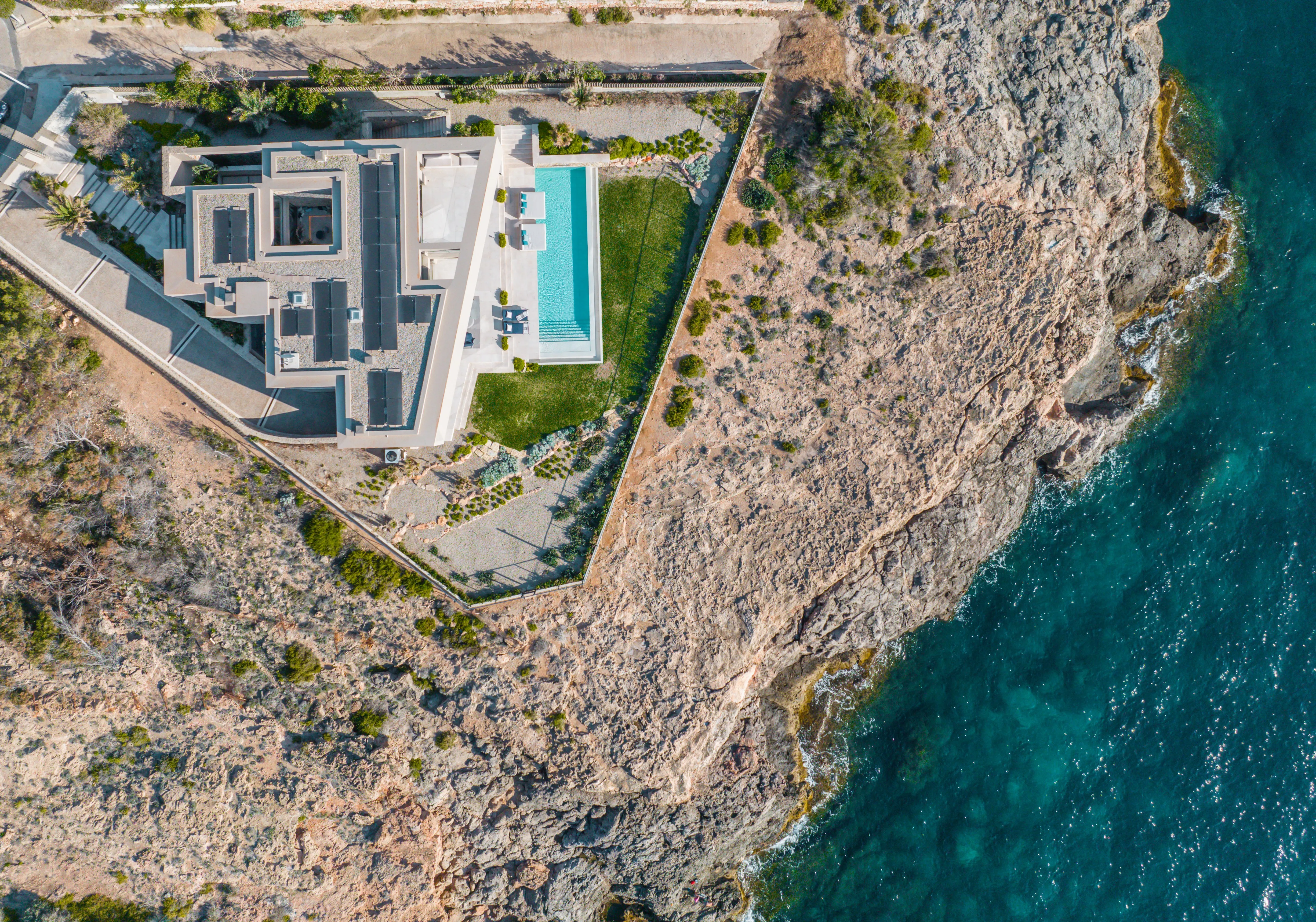 Goya - New built villa in first sea line-16