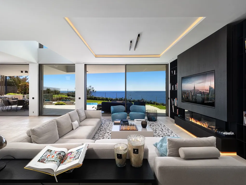 Goya - New built villa in first sea line-3